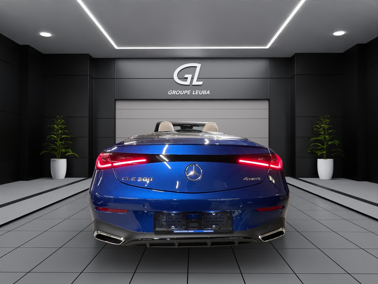 MERCEDES-BENZ CLE 300 Cabrio 4Matic 9G-Tronic-image-4
