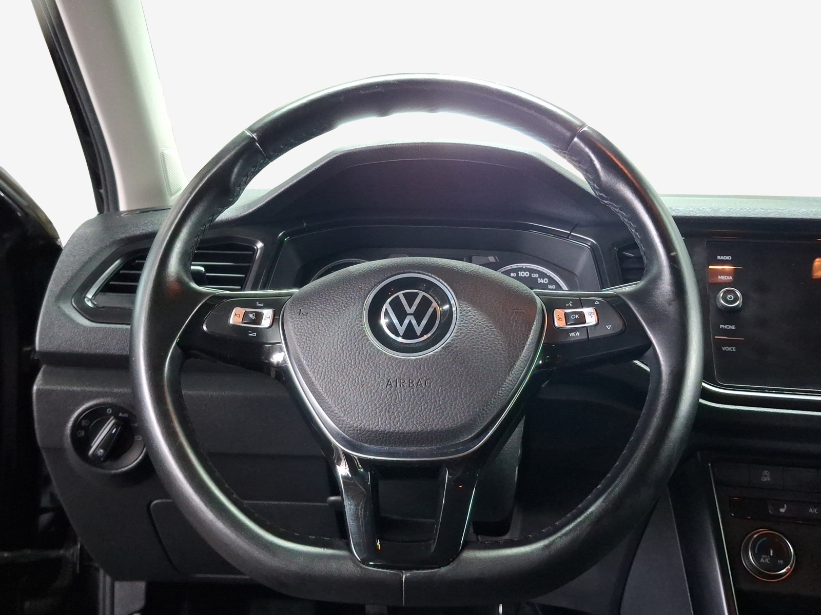 VW T-Roc 1.0 TSI Value-image-9