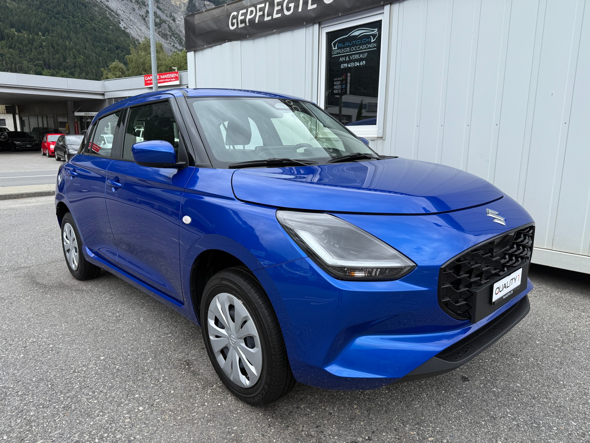 SUZUKI Swift 1.2 Compact+ Hybrid 4x4 *VORFÜHRWAGEN*-image-1