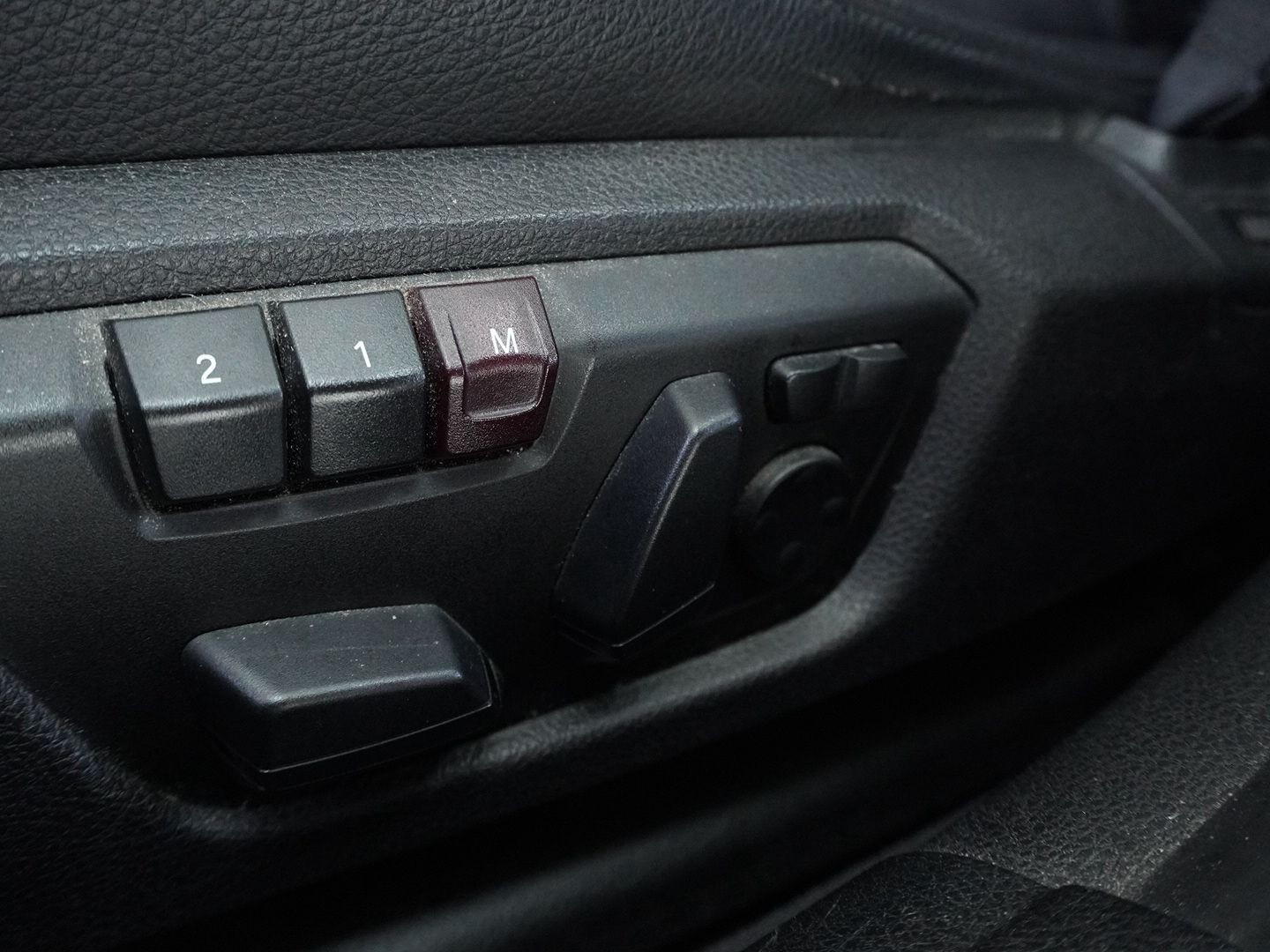 BMW 328i Luxury Line Steptronic-image-9