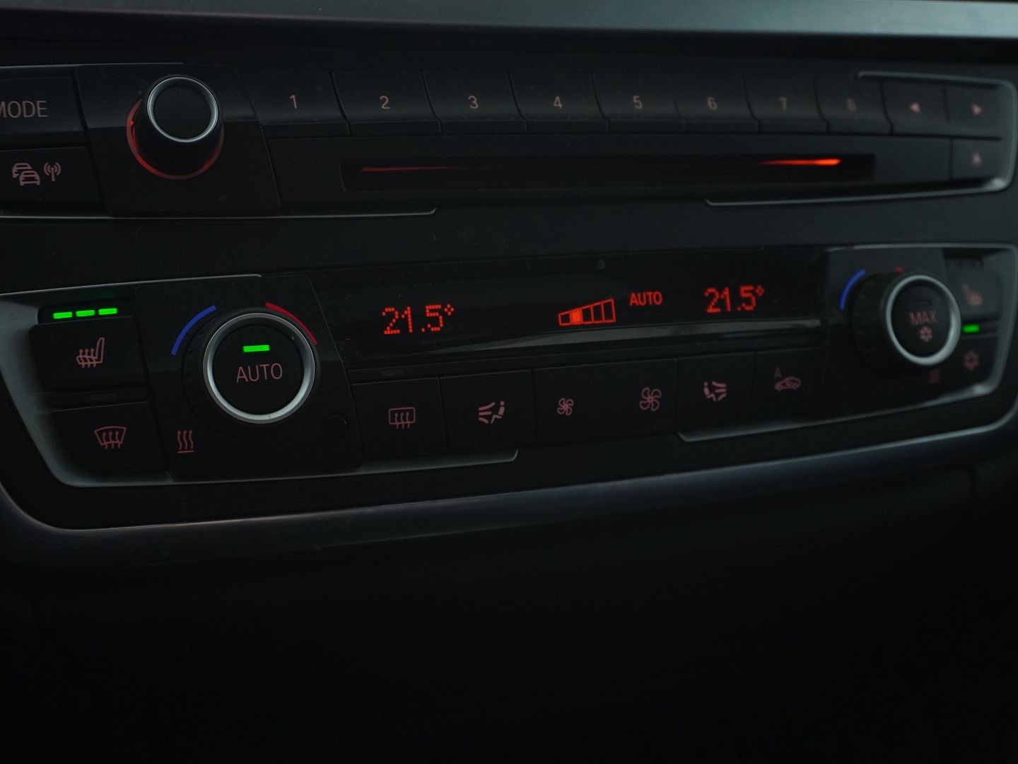 BMW 328i Luxury Line Steptronic-image-10