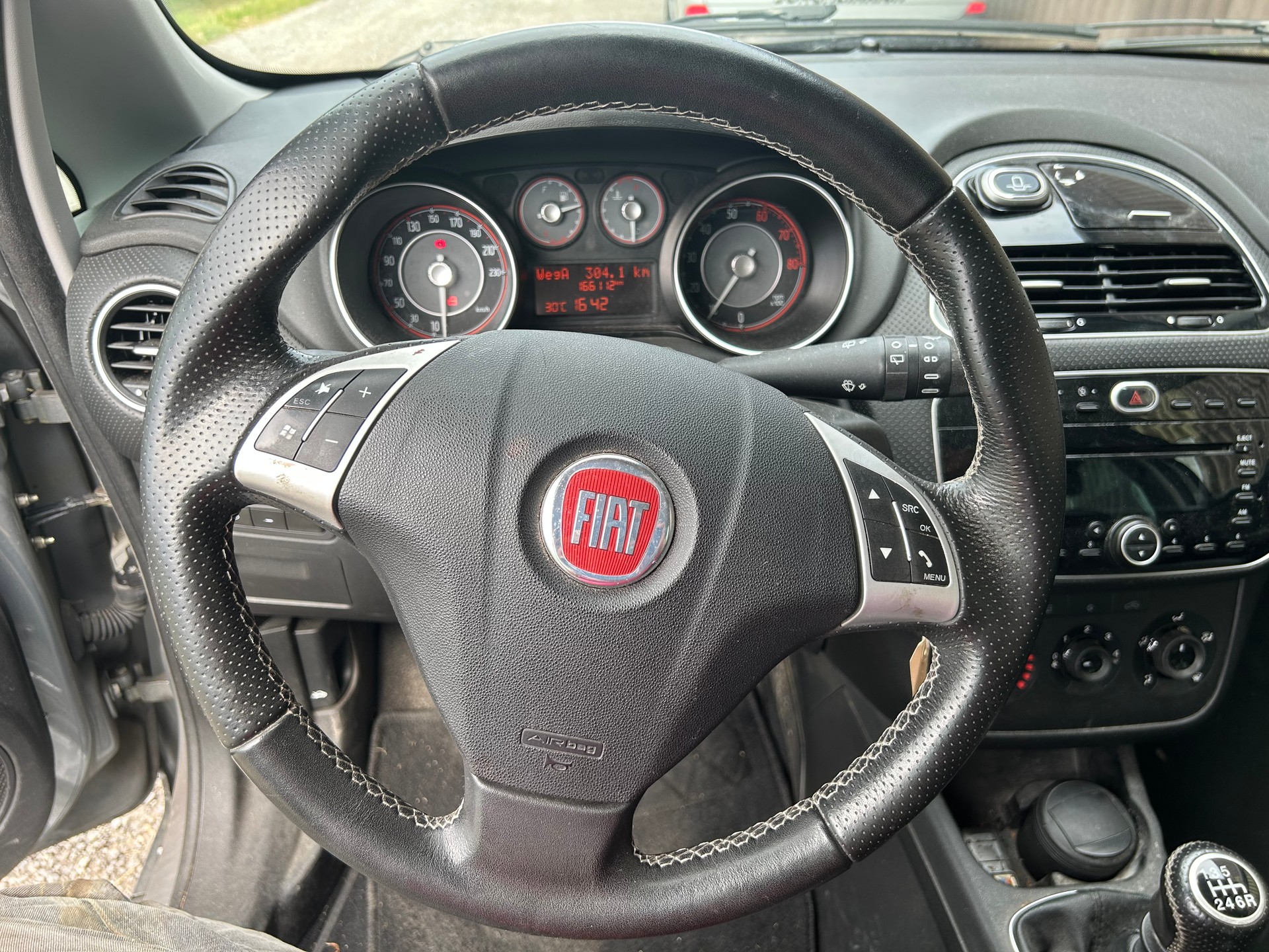 FIAT Punto Evo 1.4 16V Sporting-image-9