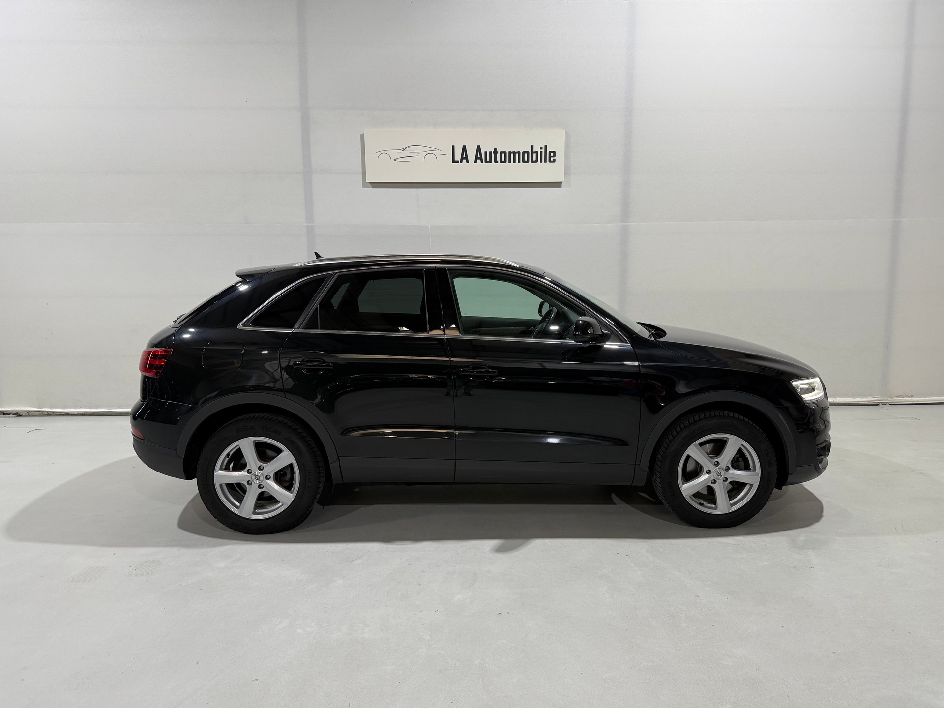 AUDI Q3 2.0 TDI quattro S-tronic CH Fahrzeug-image-6
