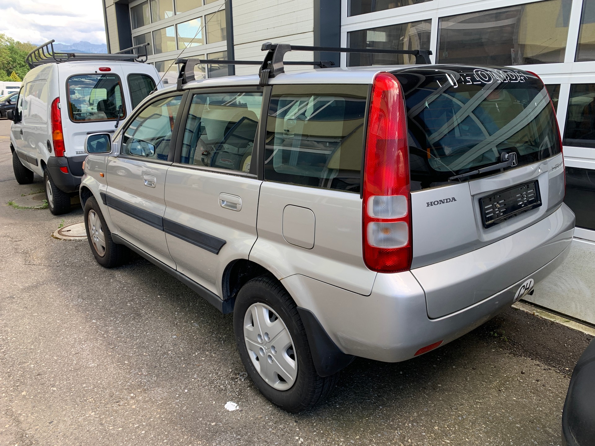 HONDA HR-V 1.6i 4WD VTEC Sport-image-2