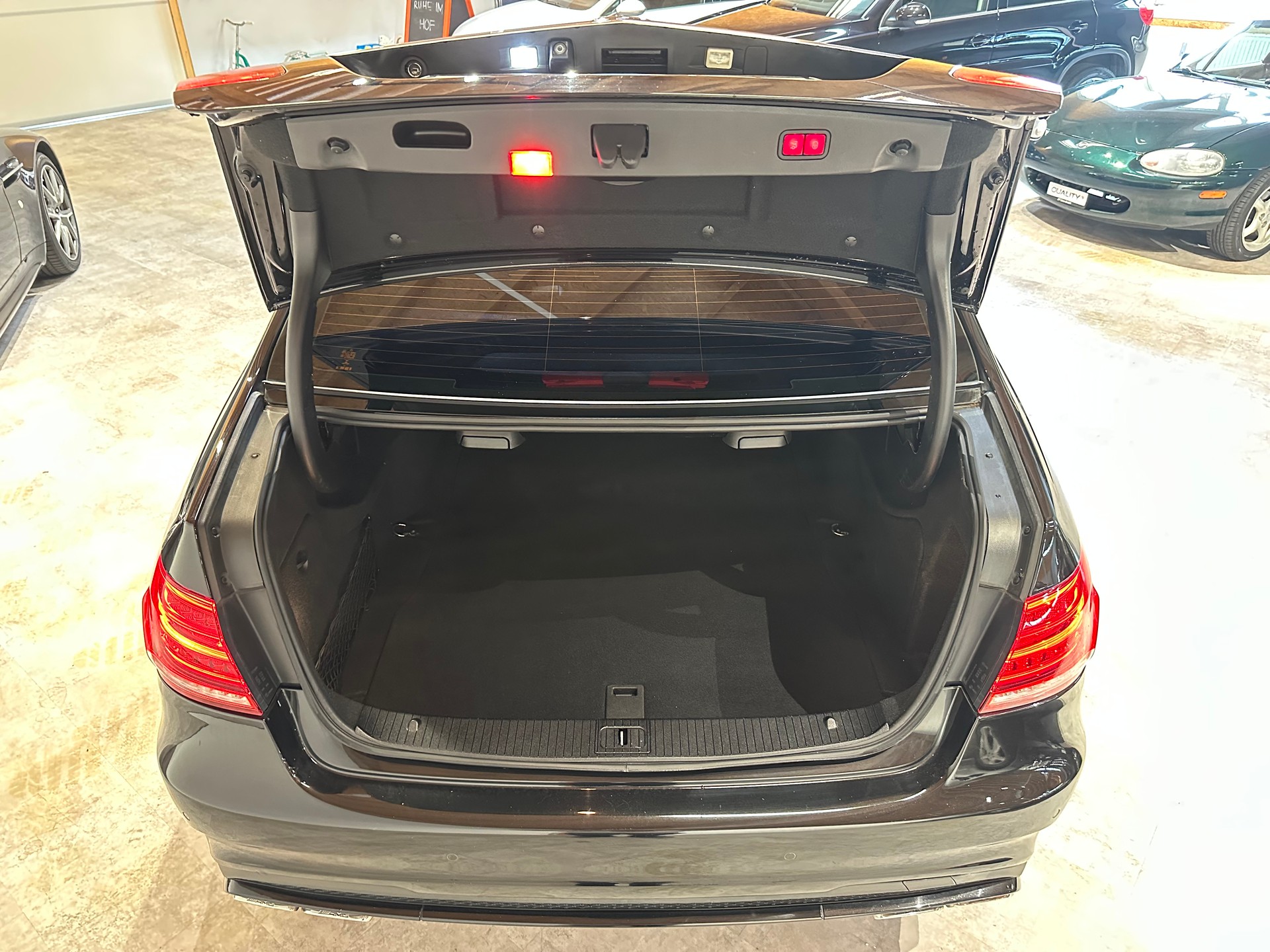 MERCEDES-BENZ E 63 AMG 4Matic Speedshift Facelift-Modell-image-5