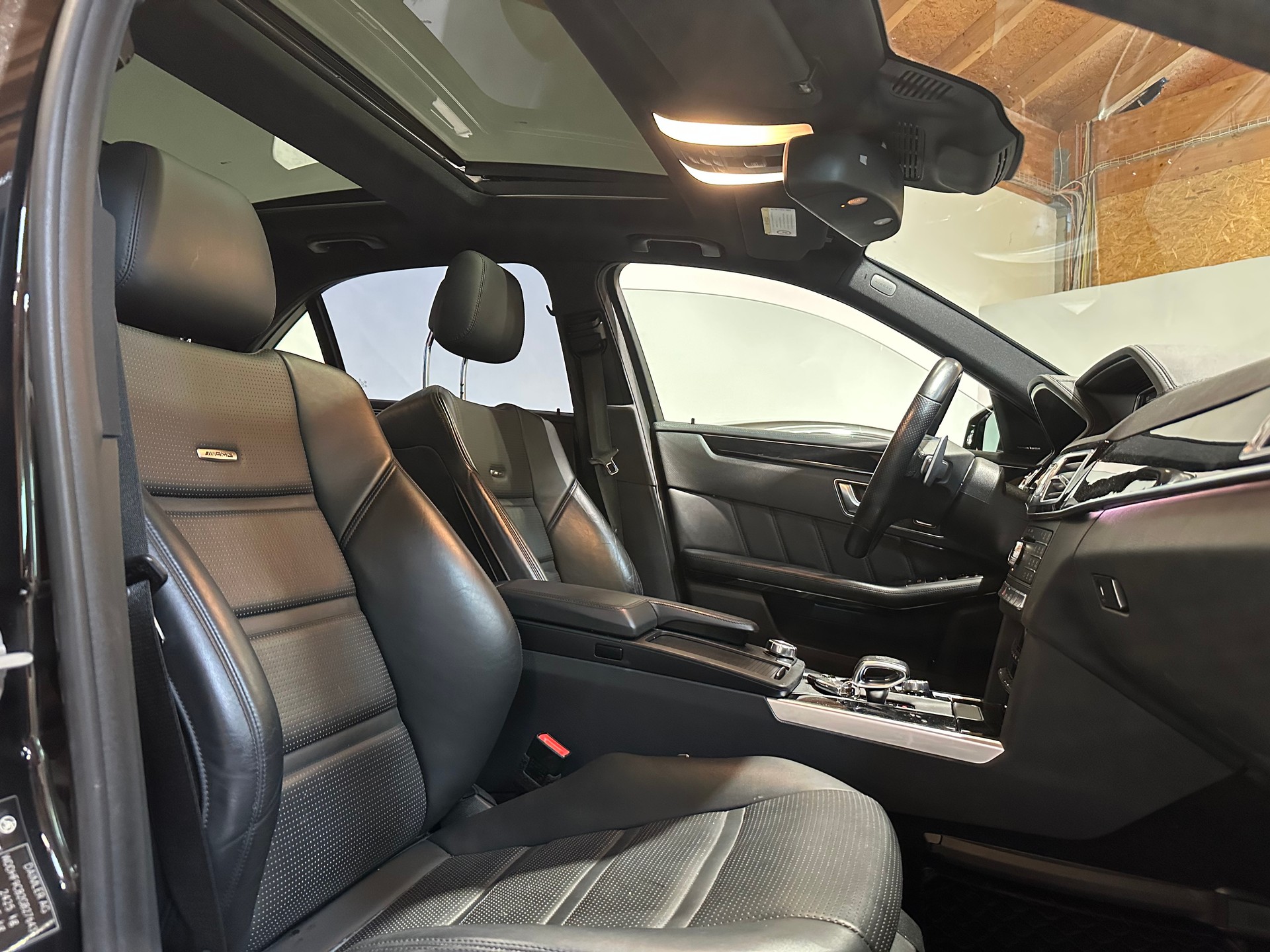 MERCEDES-BENZ E 63 AMG 4Matic Speedshift Facelift-Modell-image-17