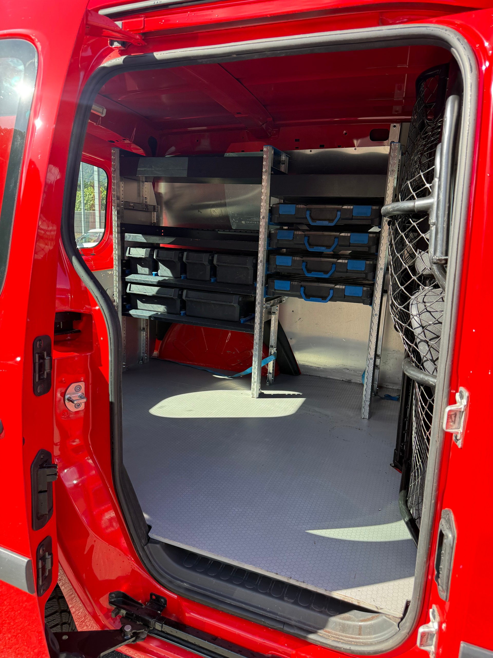 RENAULT Kangoo Medium dCi 95 ENERGY Access-image-10