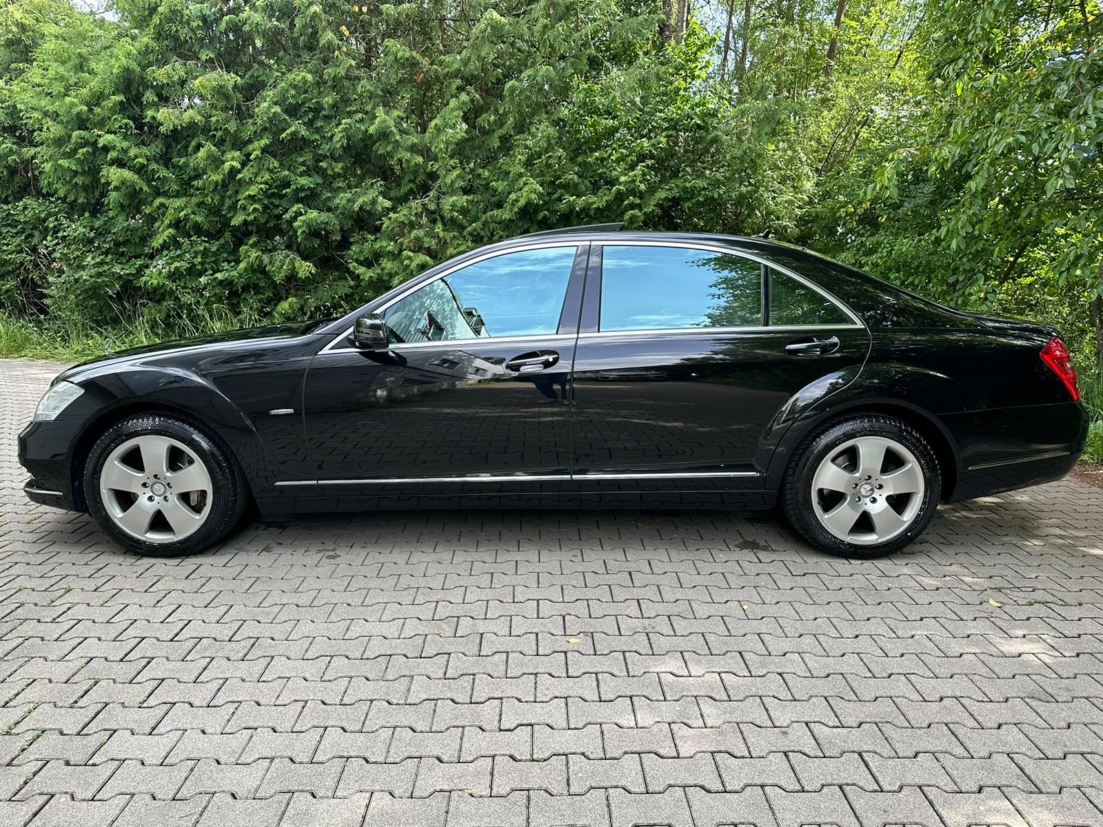 MERCEDES-BENZ S 500 L BlueEfficiency SS 4Matic 7G-Tronic-image-1