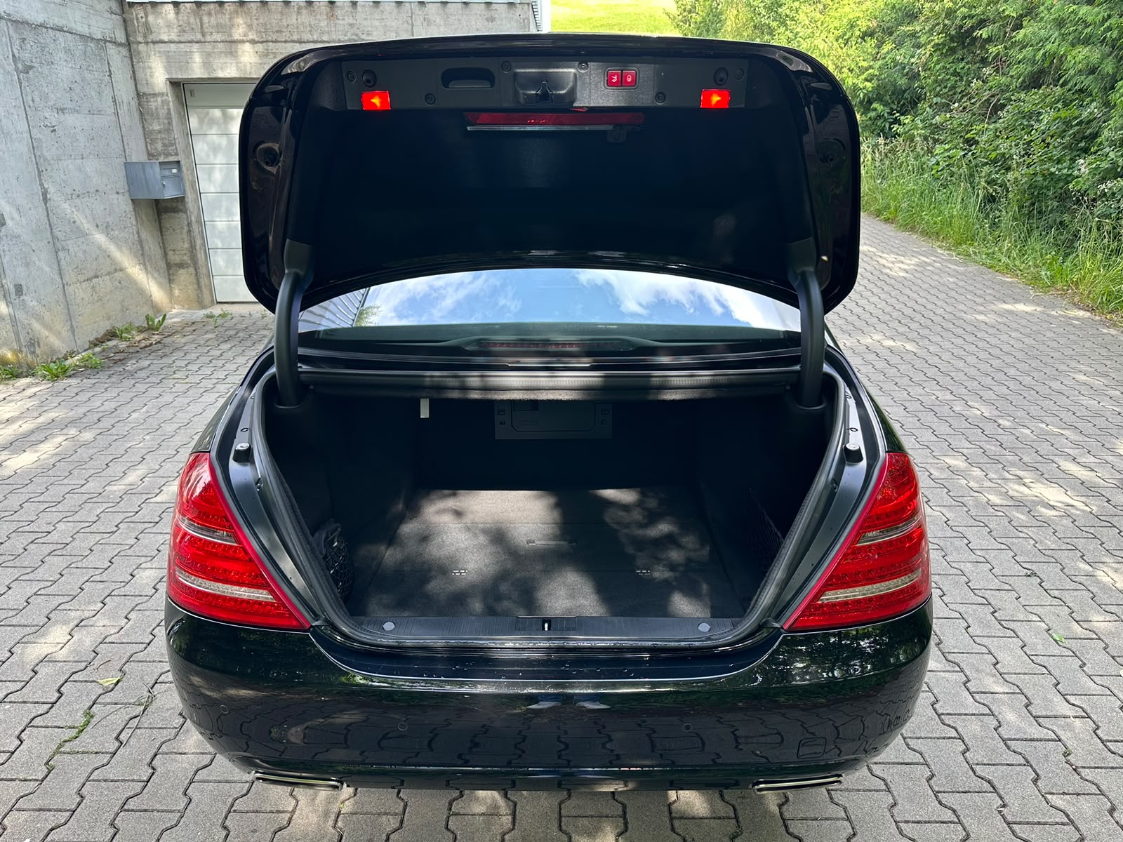MERCEDES-BENZ S 500 L BlueEfficiency SS 4Matic 7G-Tronic-image-17