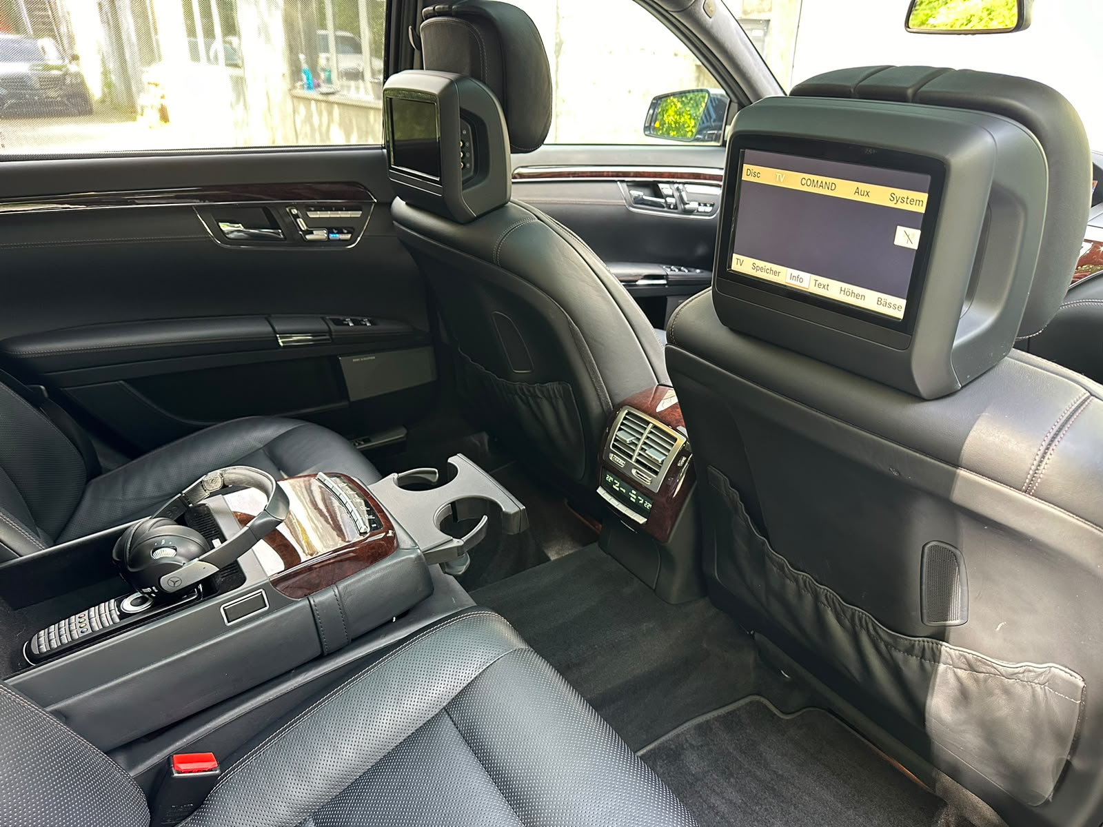 MERCEDES-BENZ S 500 L BlueEfficiency SS 4Matic 7G-Tronic-image-19