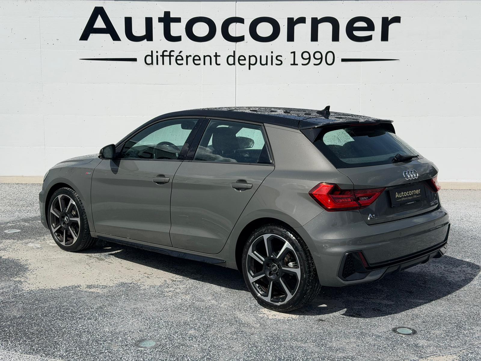 AUDI A1 Sportback 30 TFSI S Line Attraction S-tronic-image-5