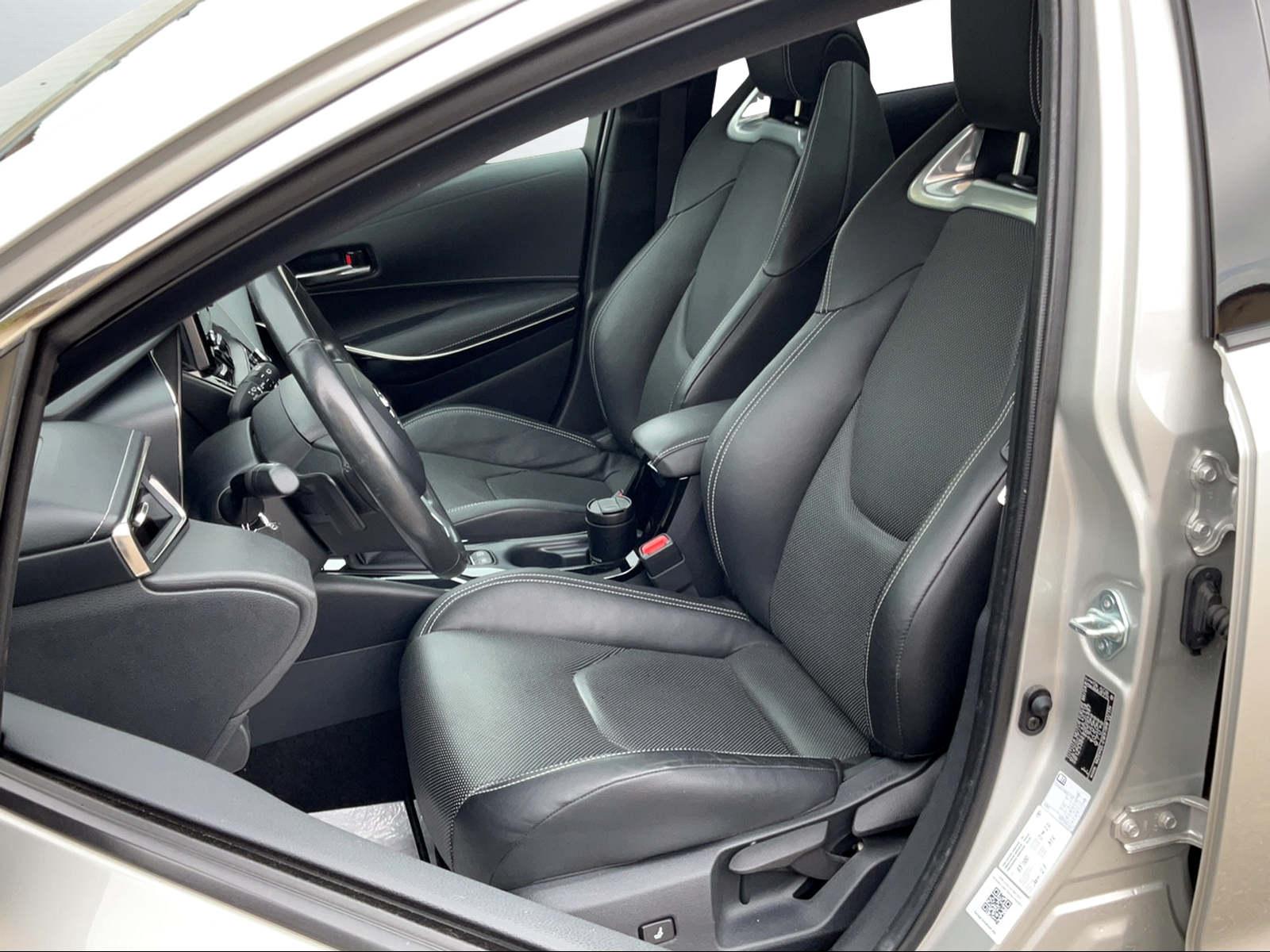 TOYOTA Corolla Touring Sports 2.0 HSD Premium-image-3