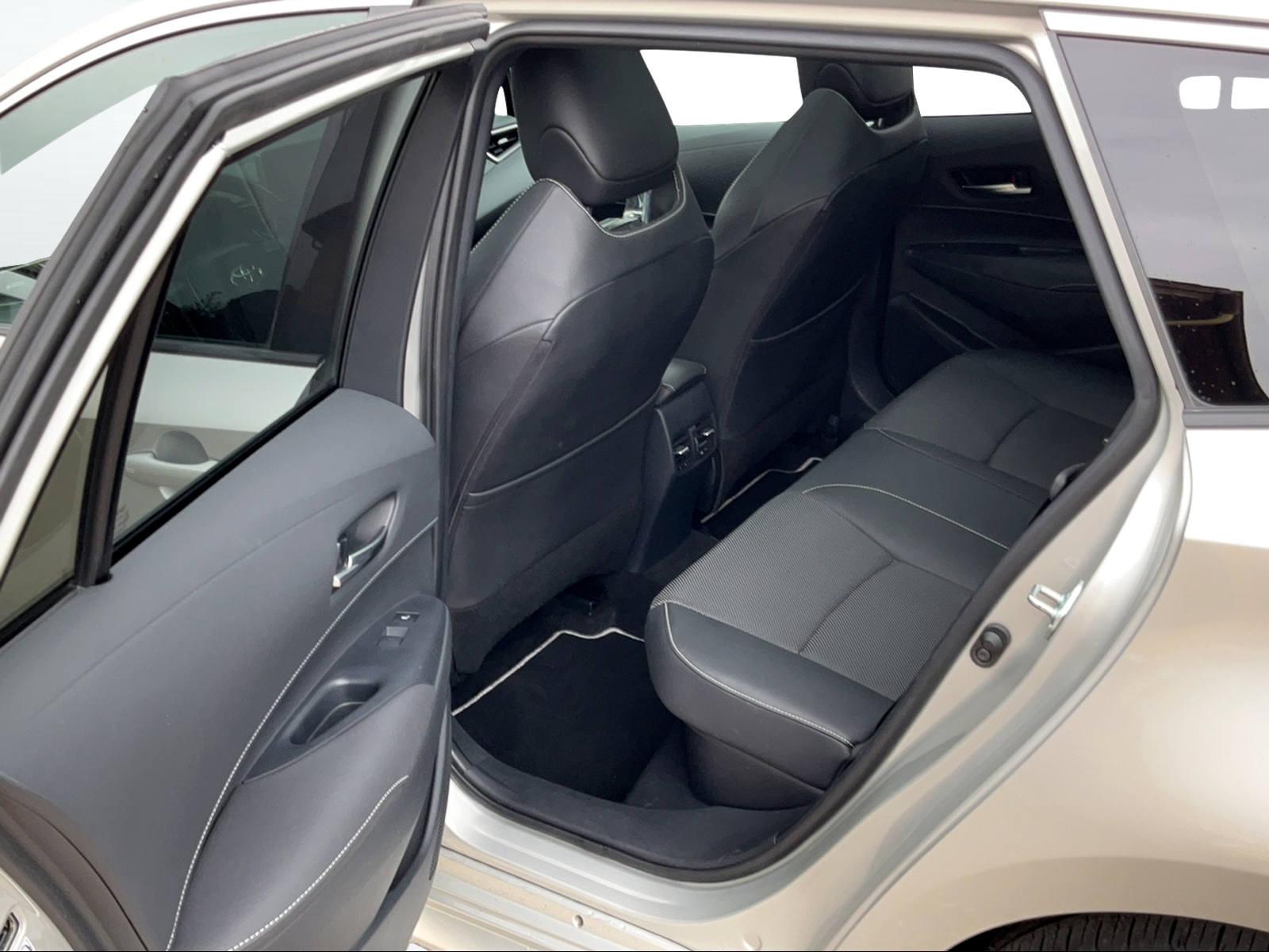 TOYOTA Corolla Touring Sports 2.0 HSD Premium-image-14