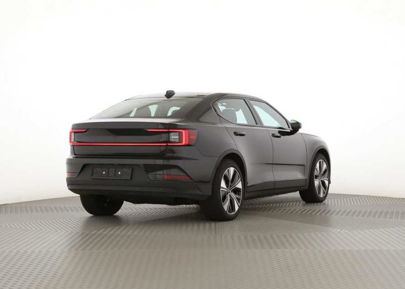 POLESTAR Polestar 2 Long Range Dual Plus Pack 82 kWh-image-3
