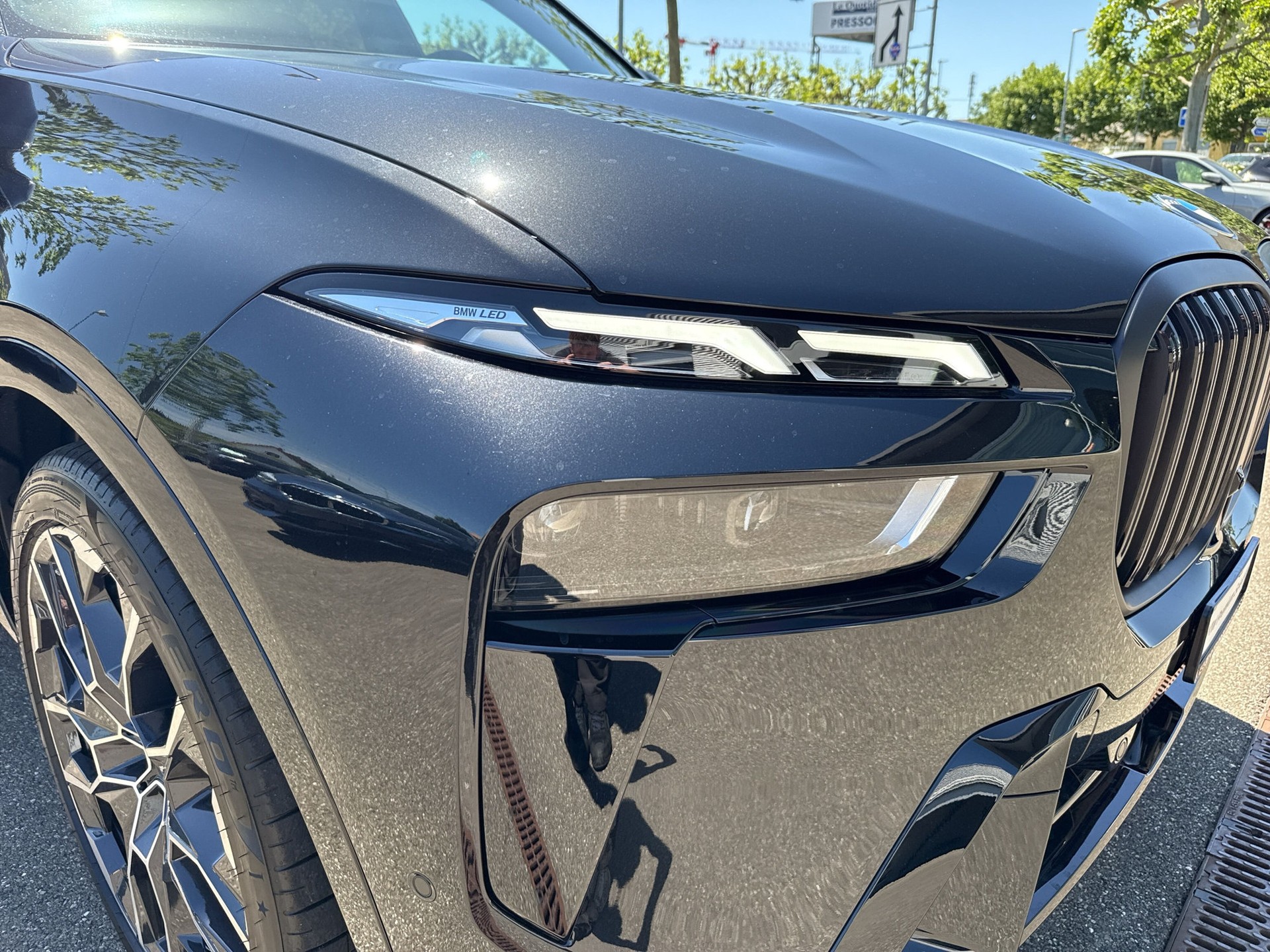 BMW X7 xDrive 48V 40d M Sport Pro Steptronic-image-17
