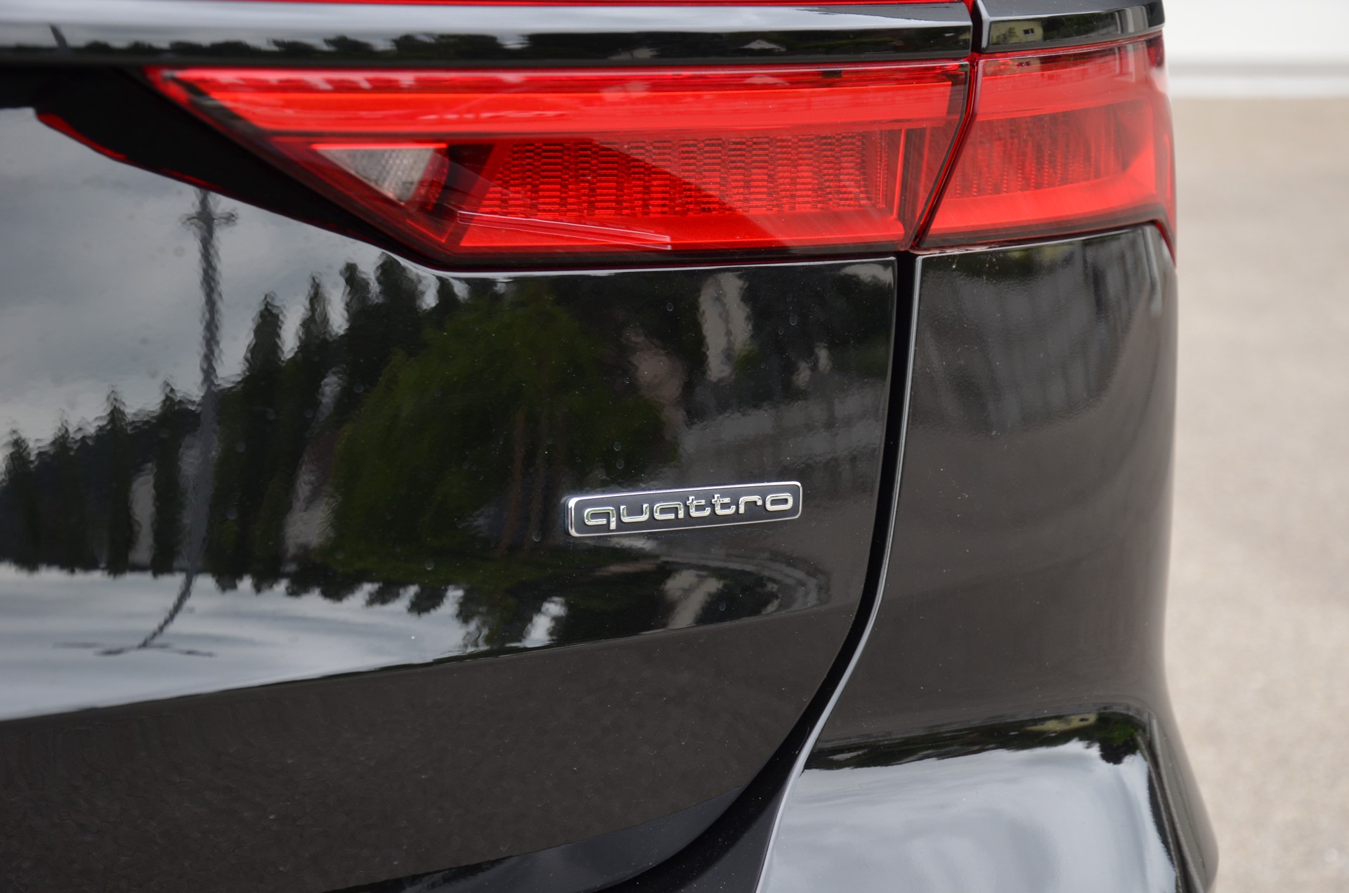 AUDI A6 Avant 40 TDI advanced quattro S-tronic-image-10