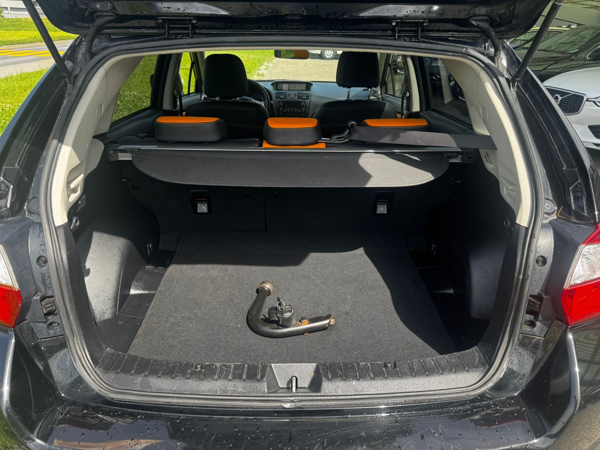 SUBARU XV 2.0 Swiss Two AWD CVT-image-11