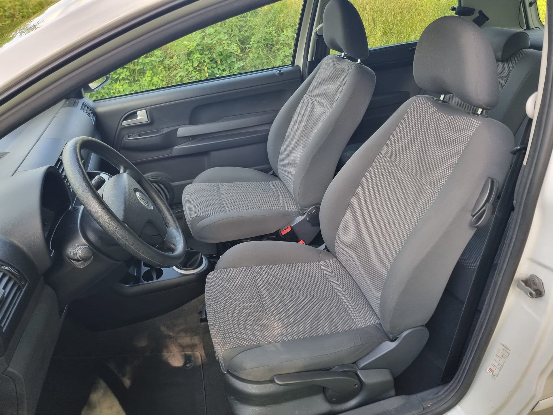 VW Fox 1.2-image-8