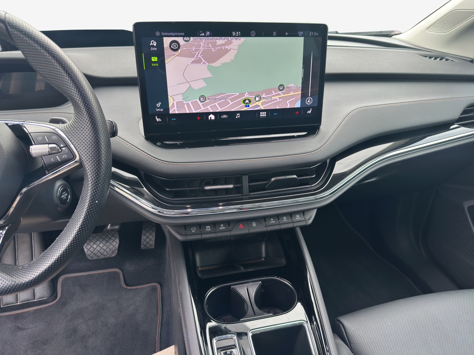 SKODA Enyaq iV 80-image-11