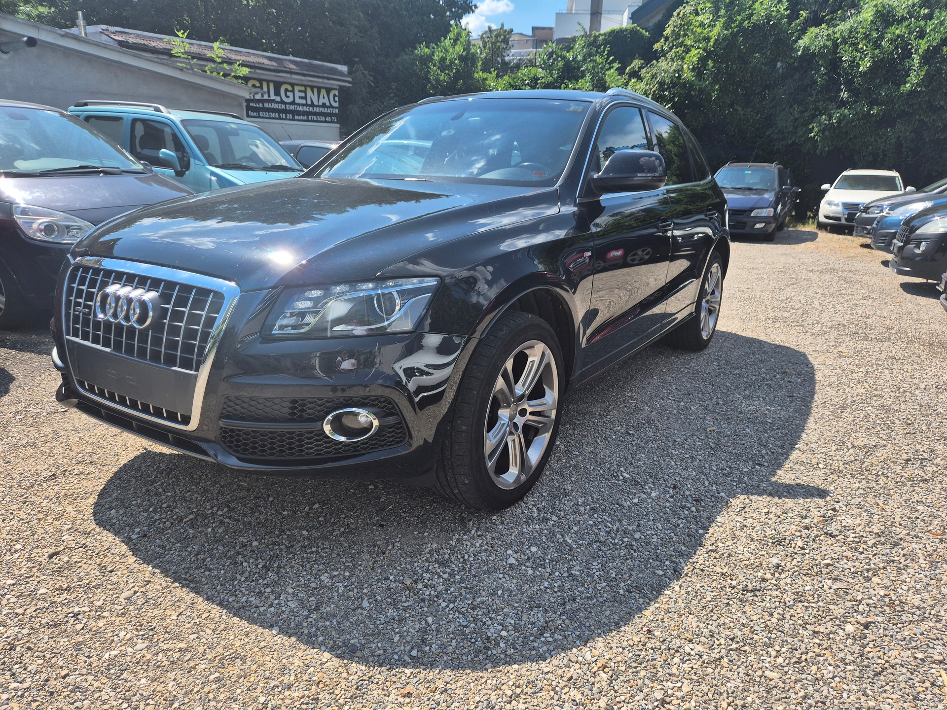 AUDI Q5 2.0 TFSI quattro S-tronic-image-1