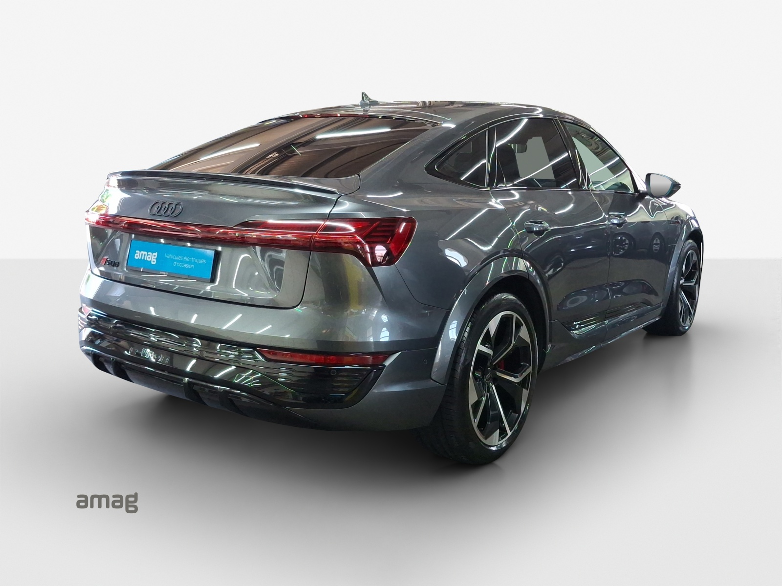 AUDI SQ8 Sportback e-tron quattro-image-5
