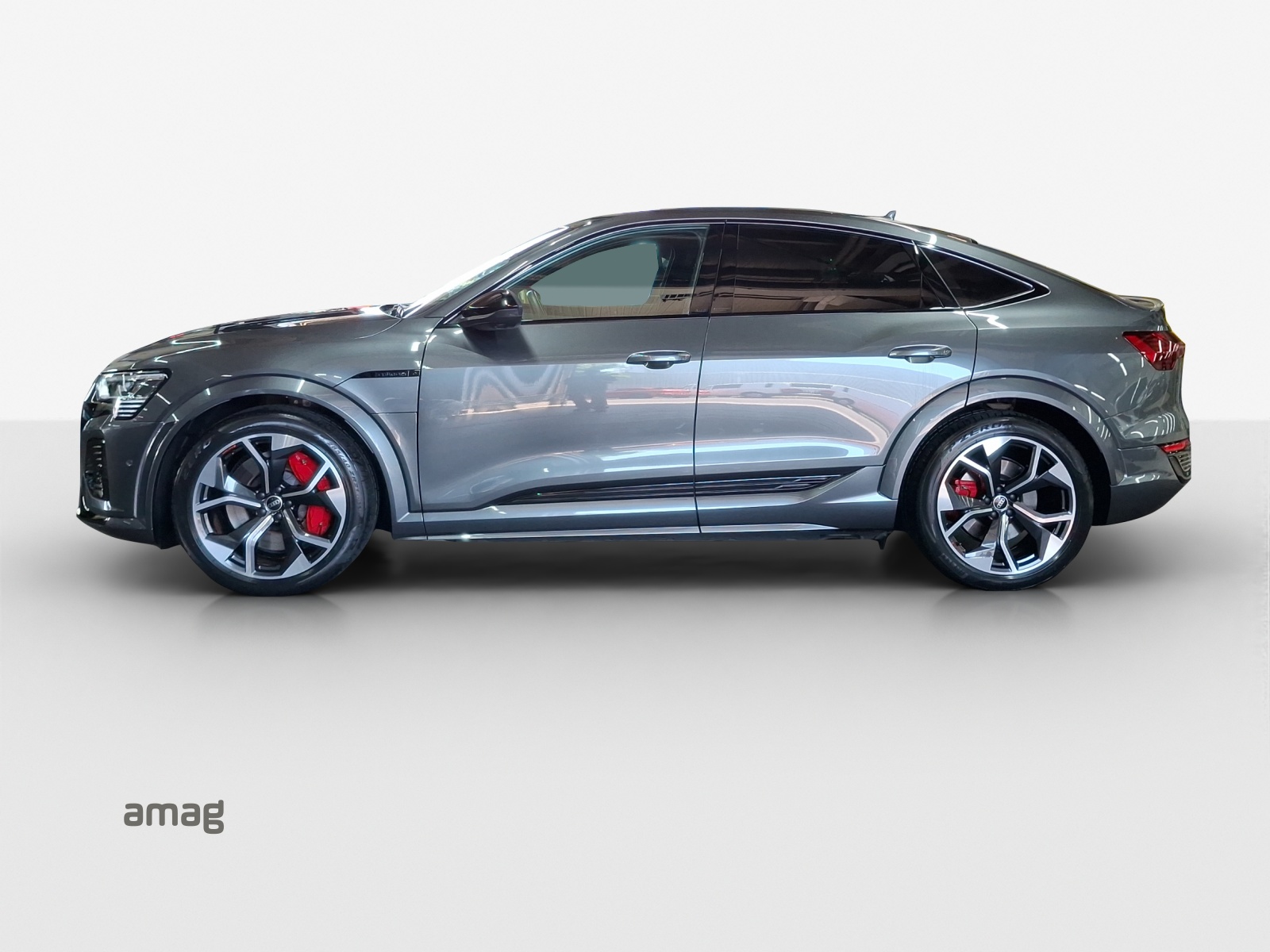 AUDI SQ8 Sportback e-tron quattro-image-1