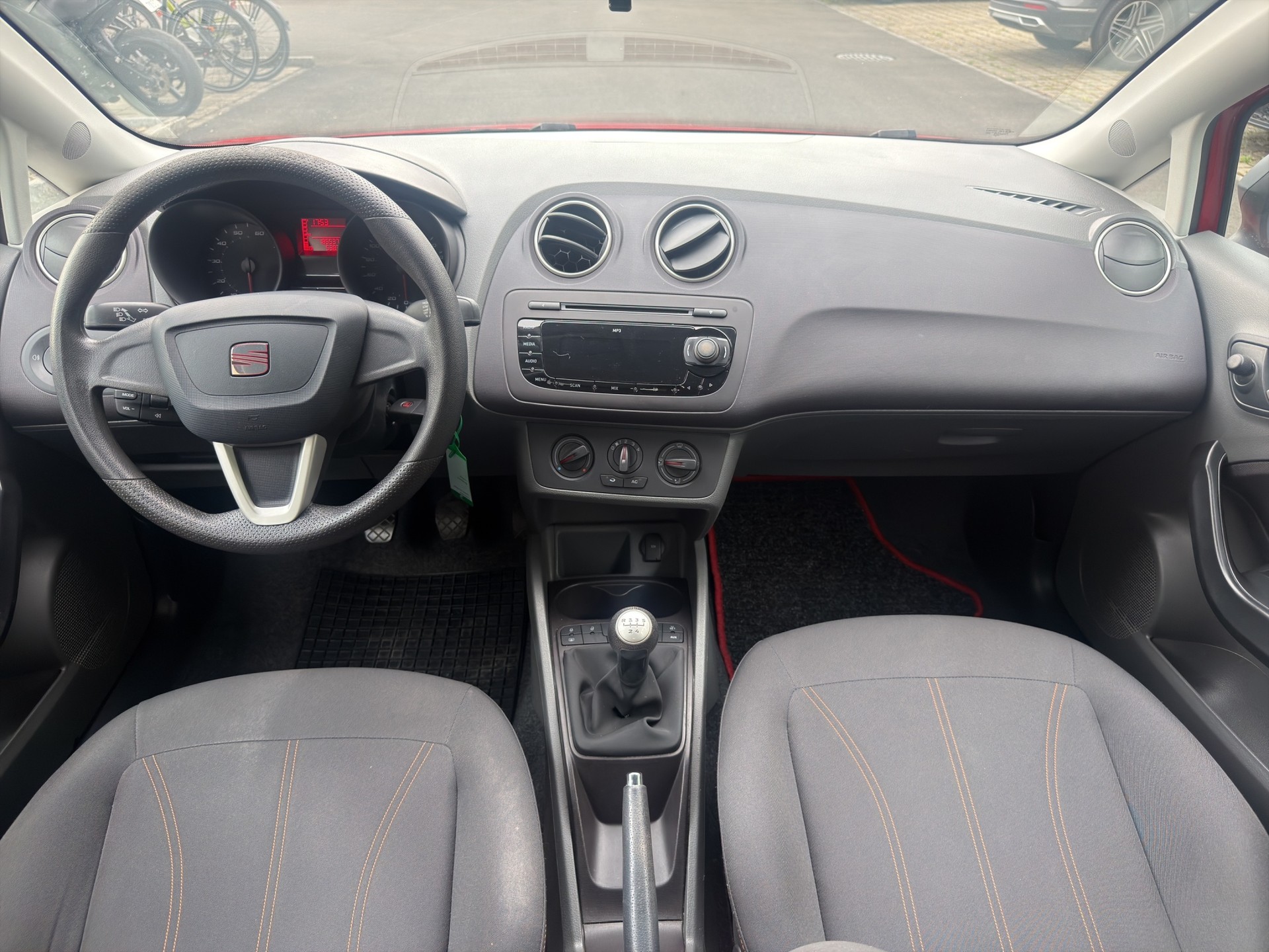 SEAT Ibiza SC 1.2 Reference-image-8