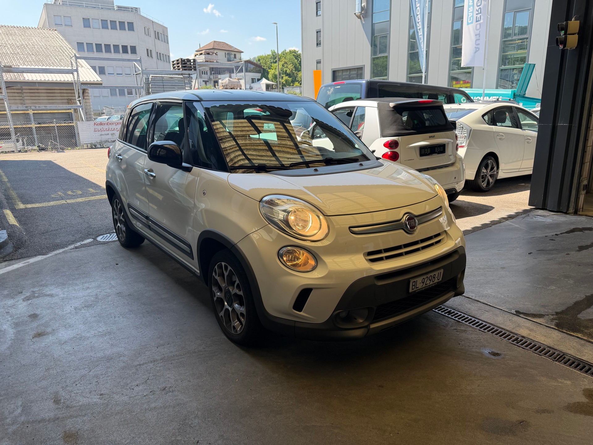 FIAT 500L Living 1.4 TB 16V Pop Star-image-2