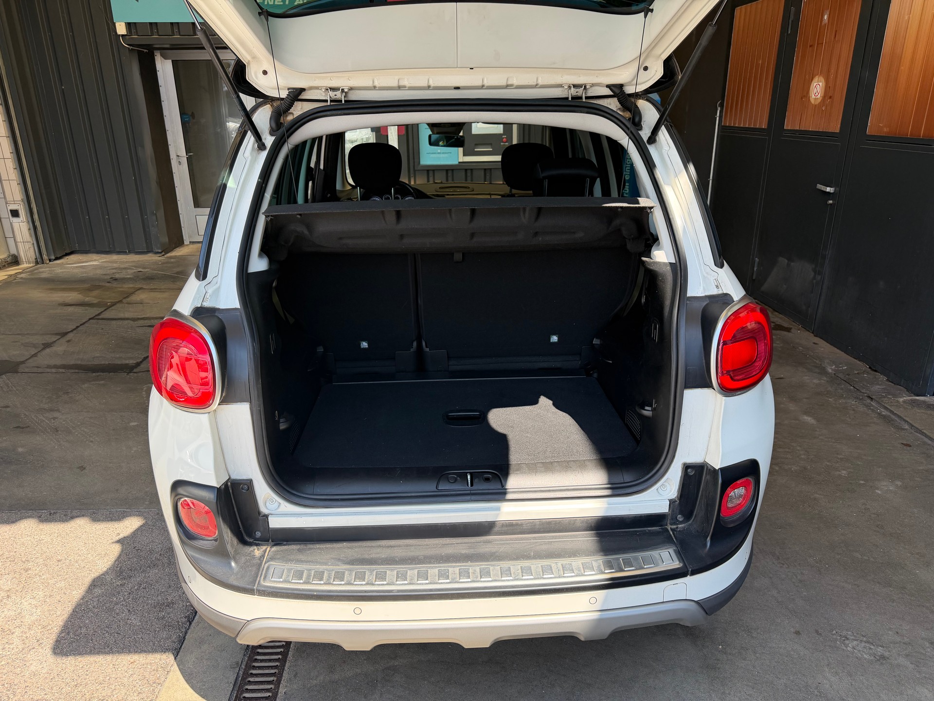 FIAT 500L Living 1.4 TB 16V Pop Star-image-10