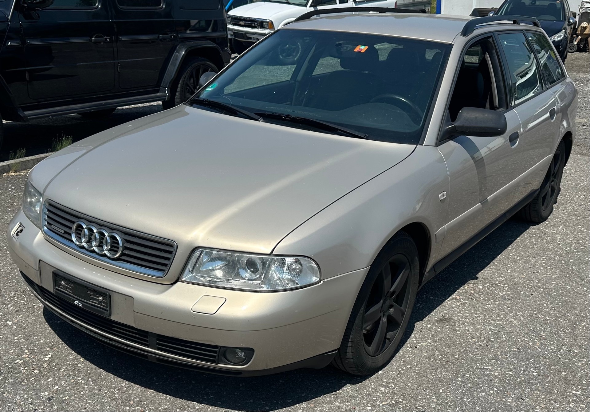 AUDI A4 Avant 2.8 quattro Advance-image-0