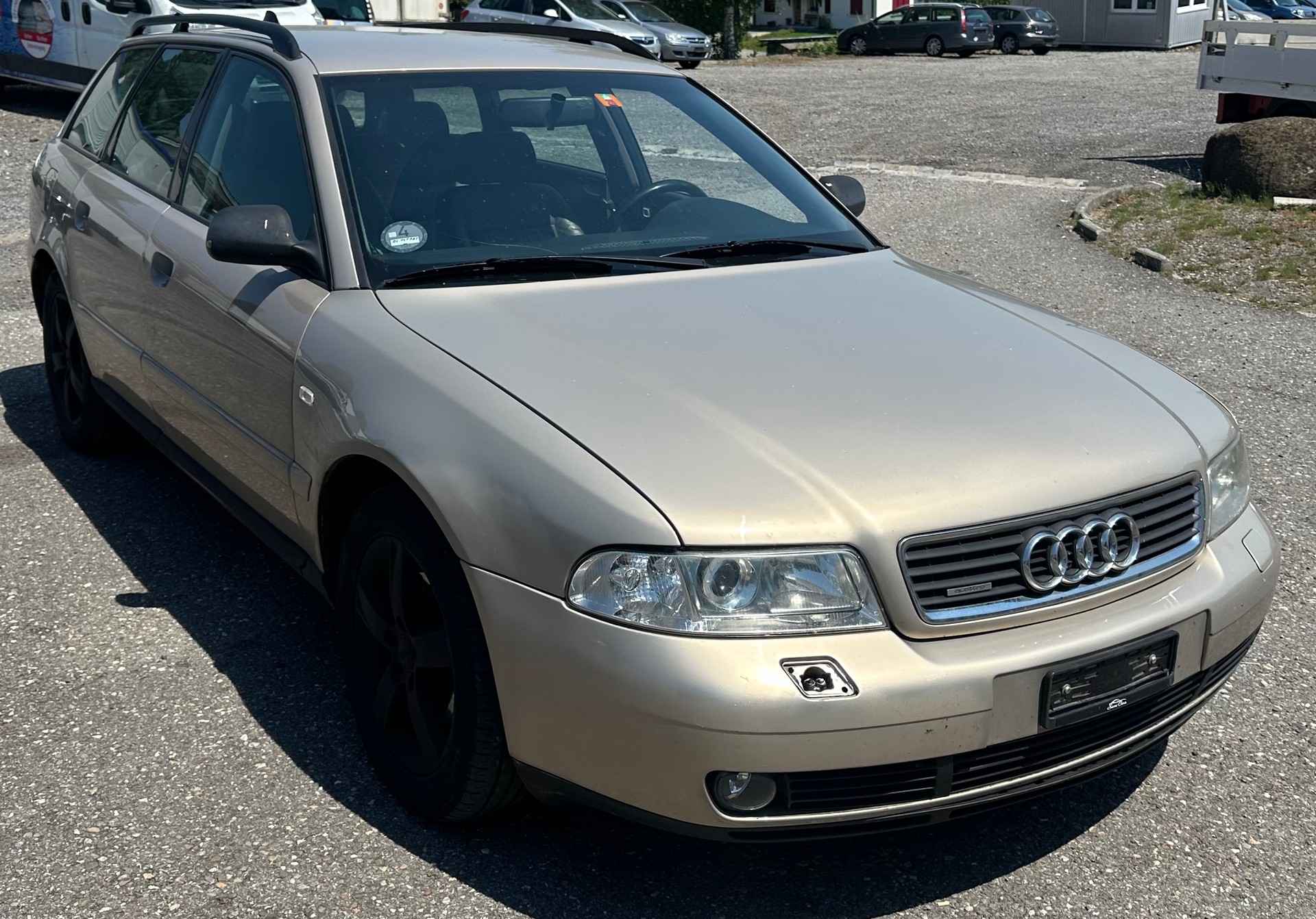 AUDI A4 Avant 2.8 quattro Advance-image-4
