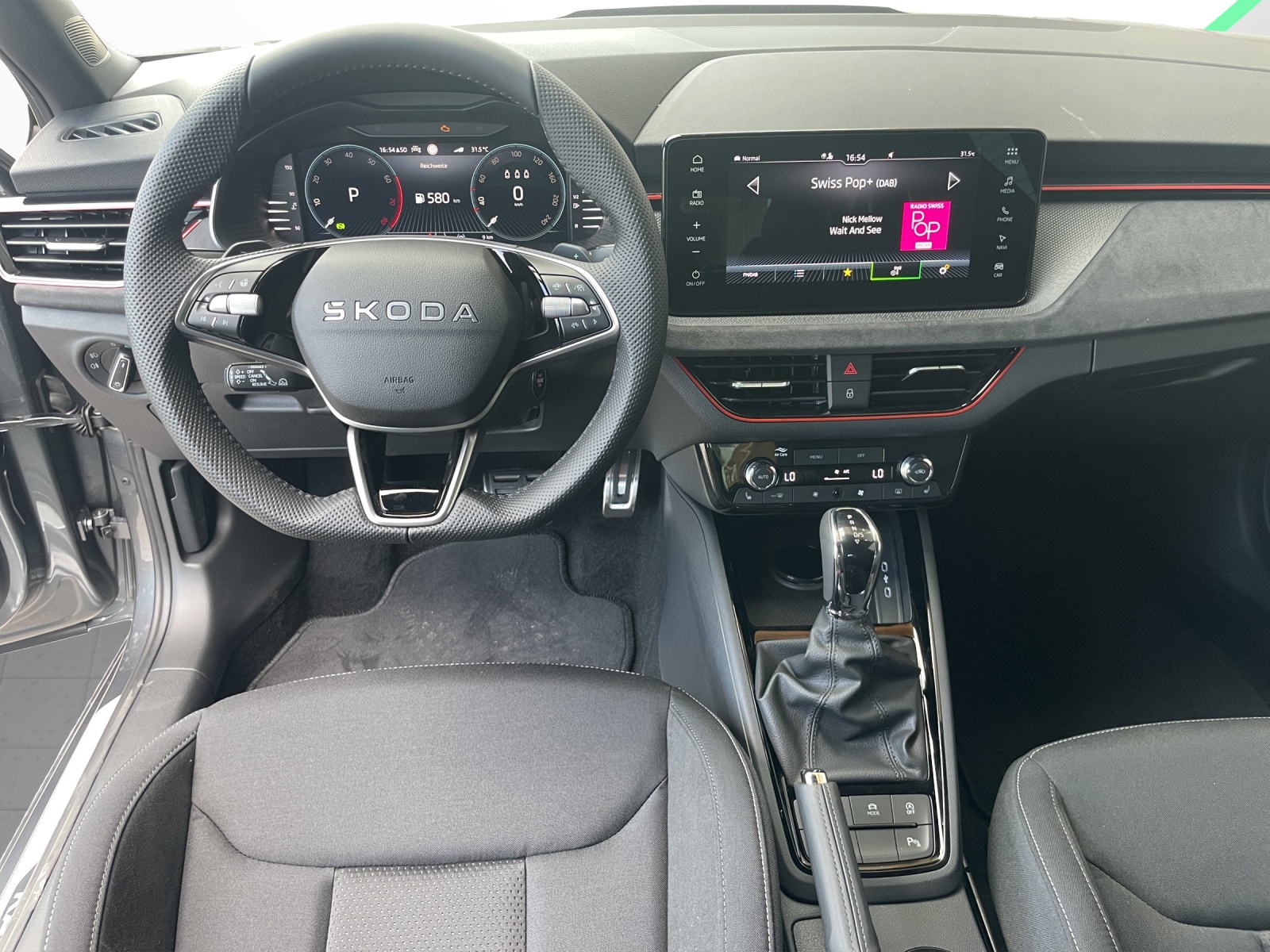 SKODA Kamiq 1.0 TSI Dynamic DSG-image-9