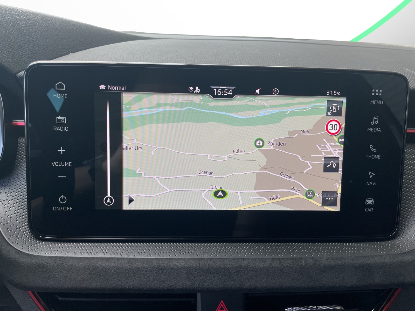 SKODA Kamiq 1.0 TSI Dynamic DSG-image-11