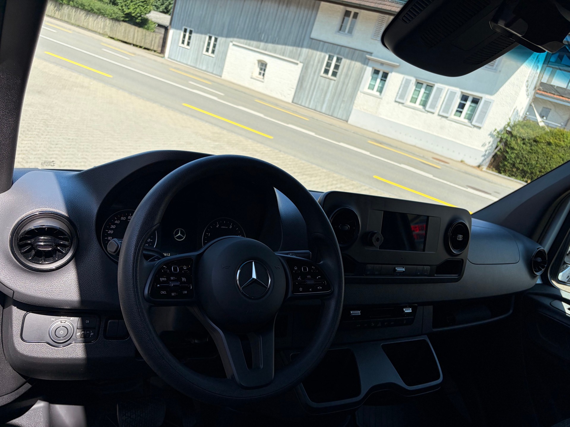 MERCEDES-BENZ Sprinter 317 CDI Standard 9G-TRONIC-image-6