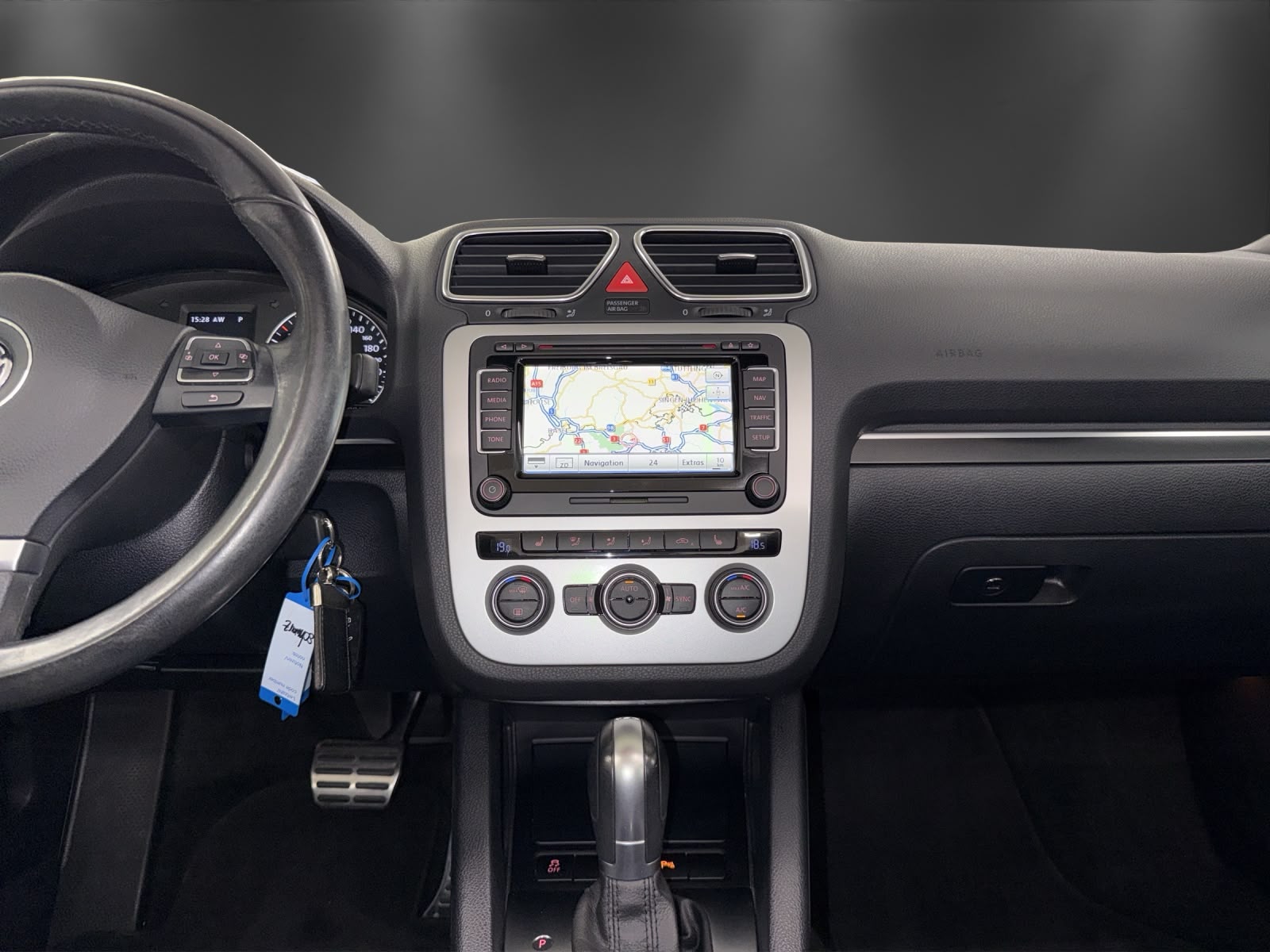 VW Eos 2.0 TSI DSG-image-12