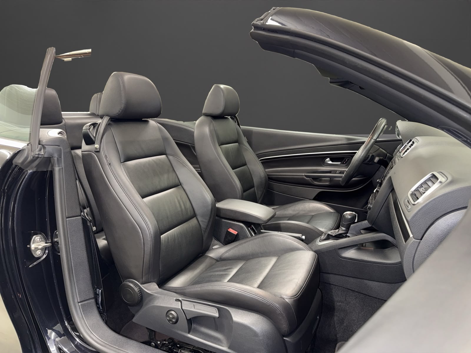 VW Eos 2.0 TSI DSG-image-9