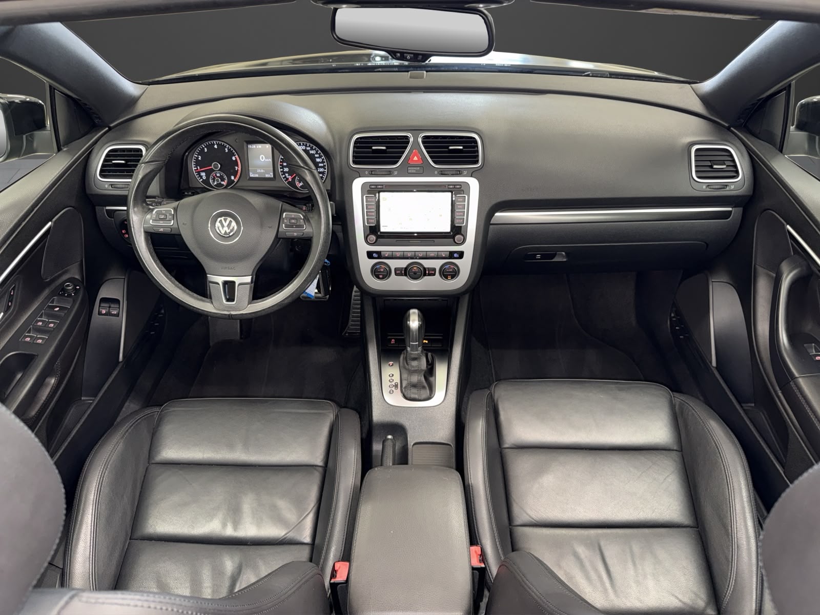 VW Eos 2.0 TSI DSG-image-10