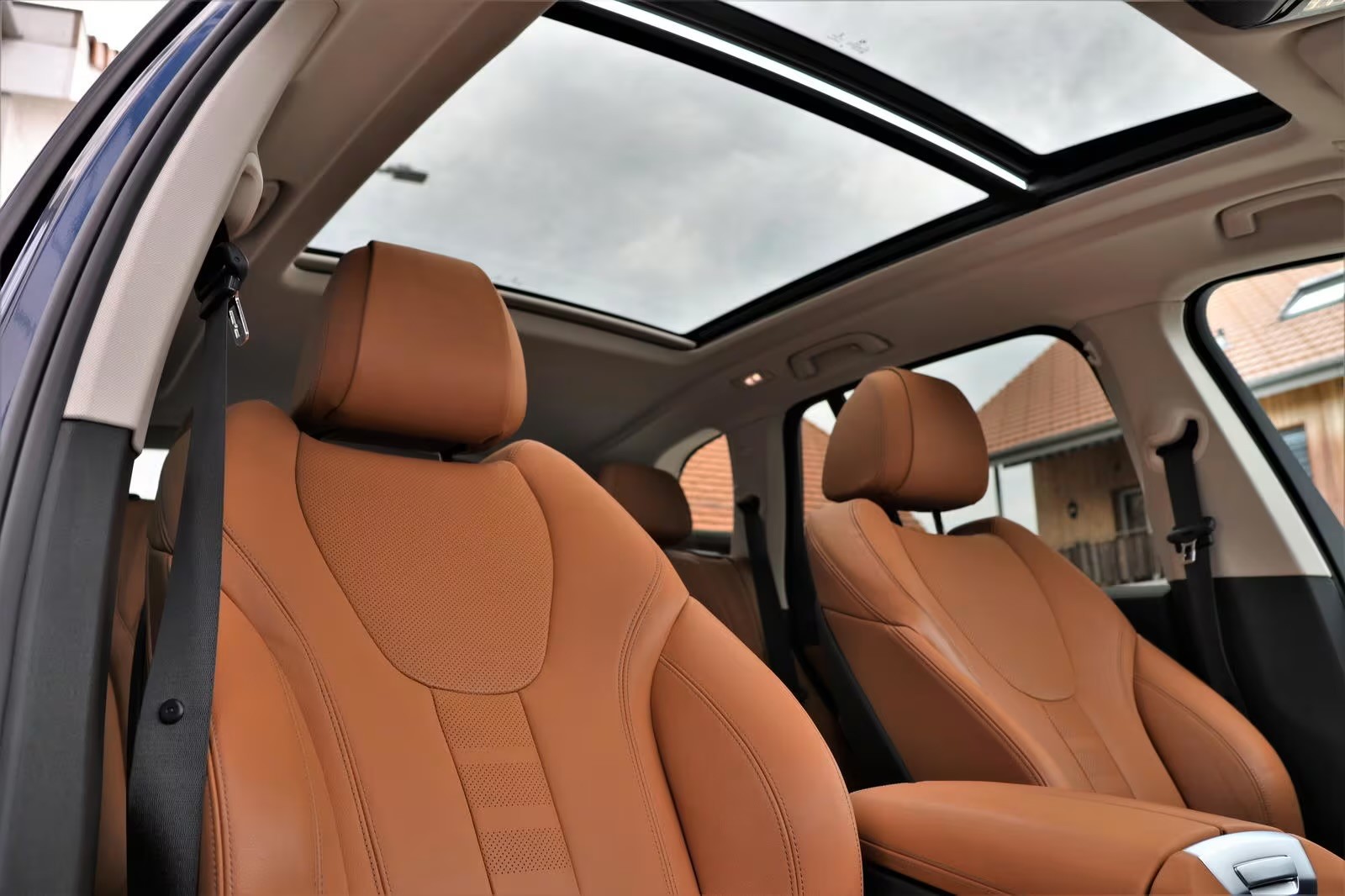 BMW 45e xDrive-image-3