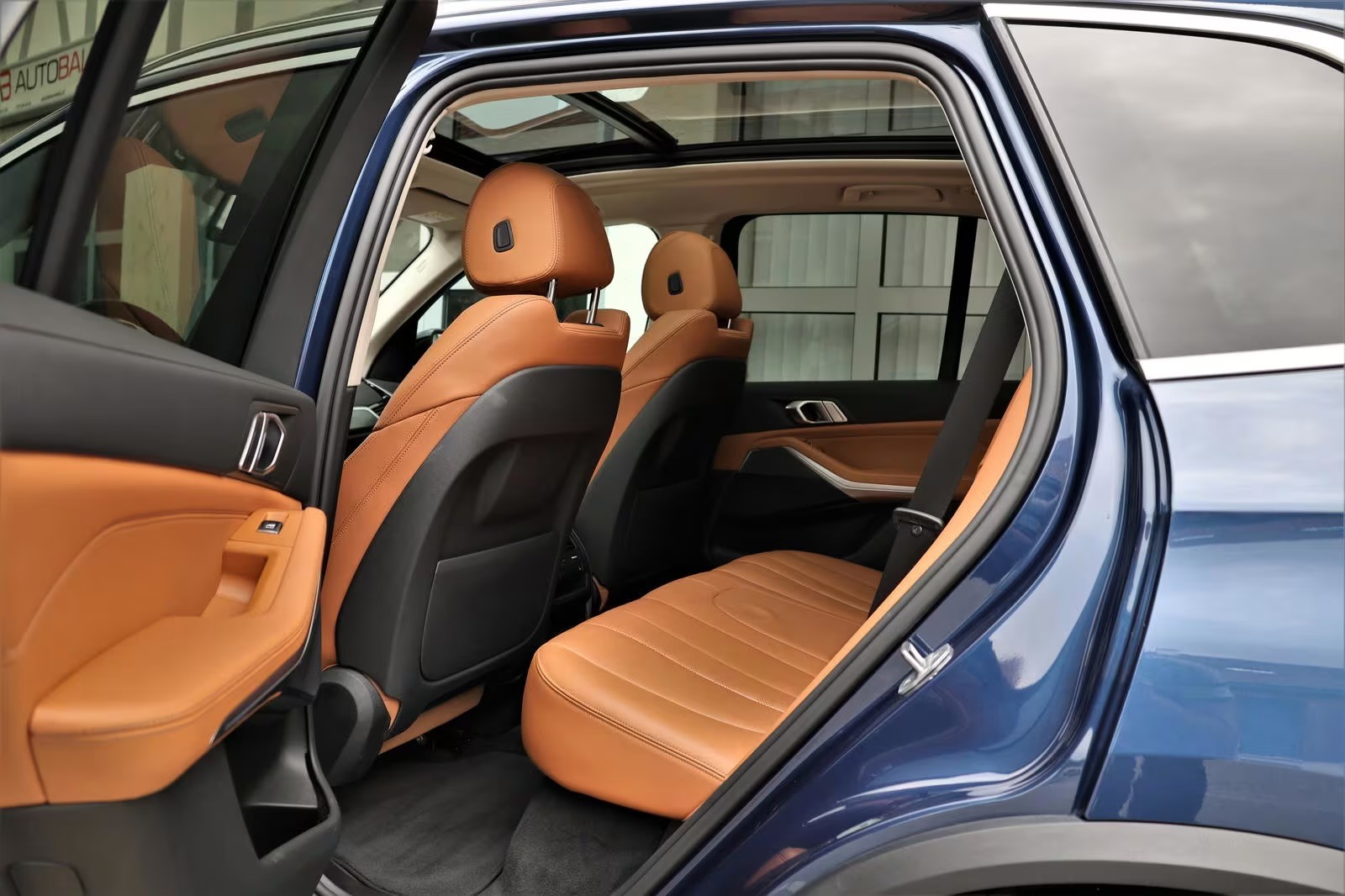 BMW 45e xDrive-image-5