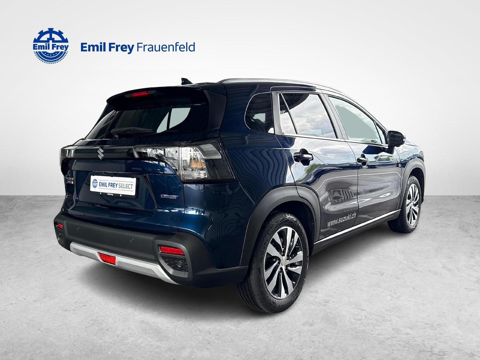 SUZUKI S-Cross 1.4 T Sakura Top Hybrid 4x4-image-4