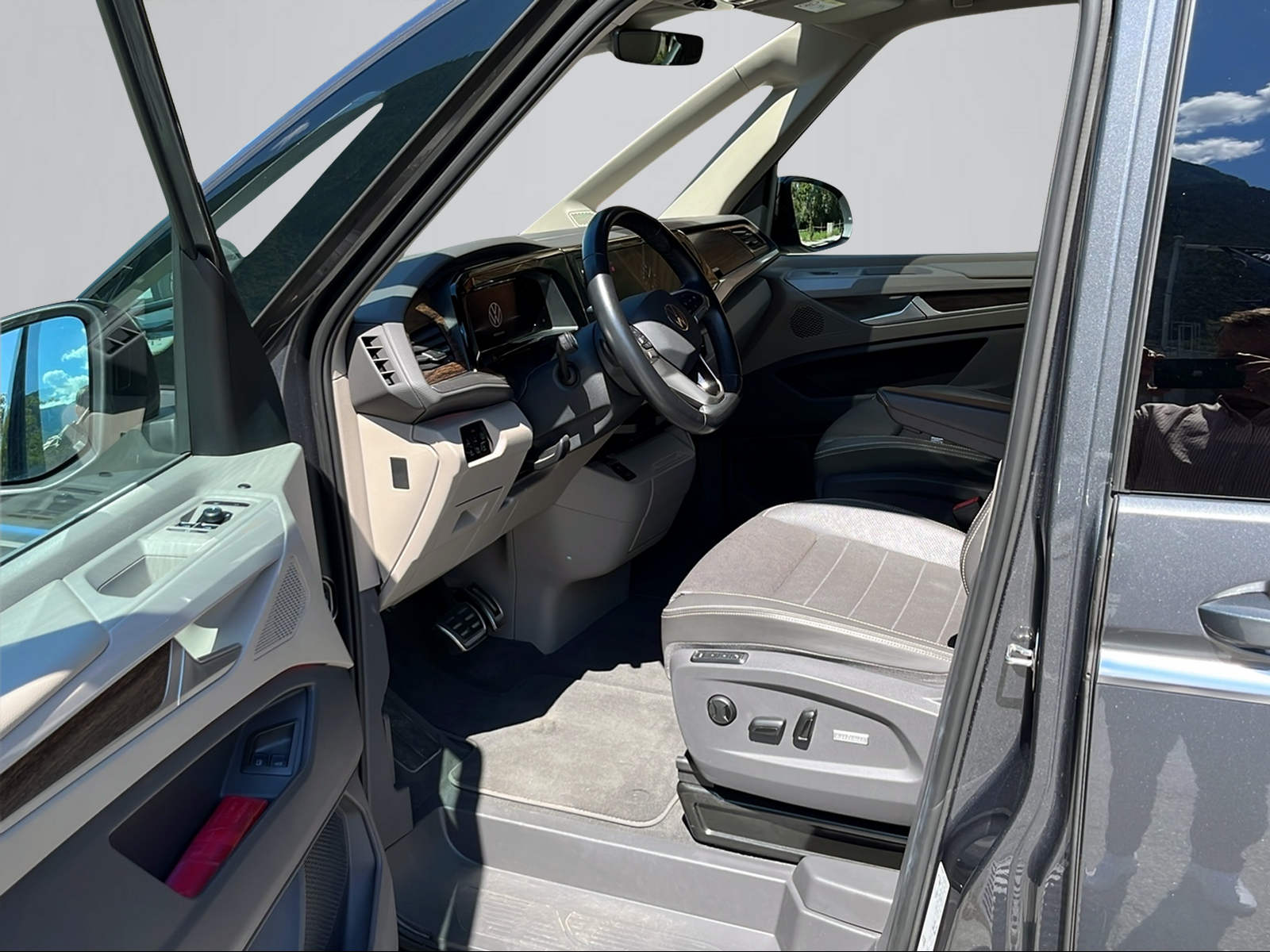 VW Multivan 1.4 eHybrid Style Liberty DSG-image-3