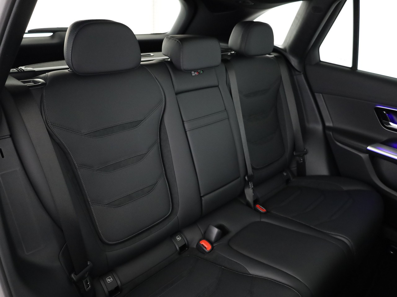 MERCEDES-BENZ GLC 53 AMG 4Matic+ 9G-Tronic-image-10