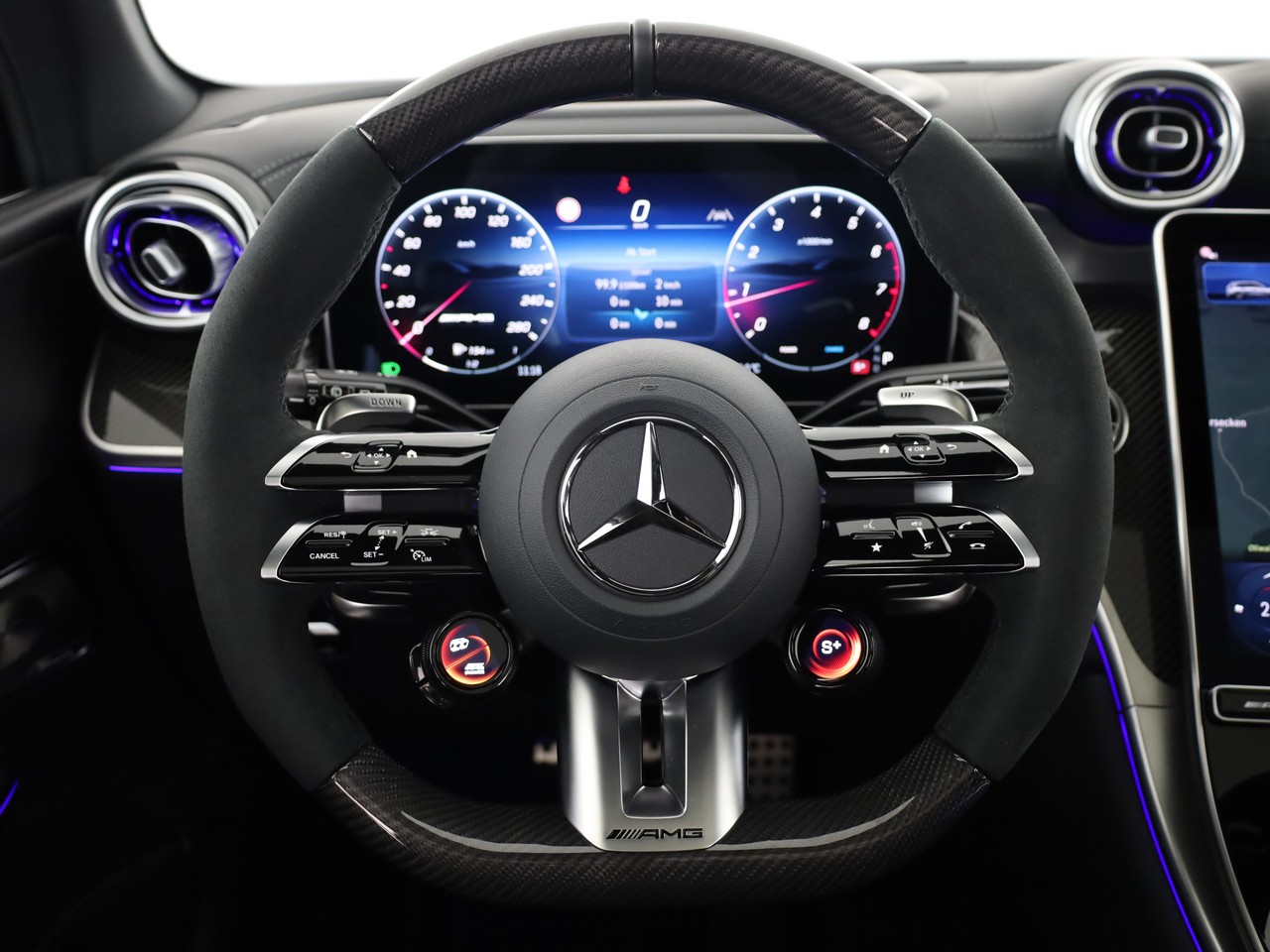 MERCEDES-BENZ GLC 53 AMG 4Matic+ 9G-Tronic-image-14