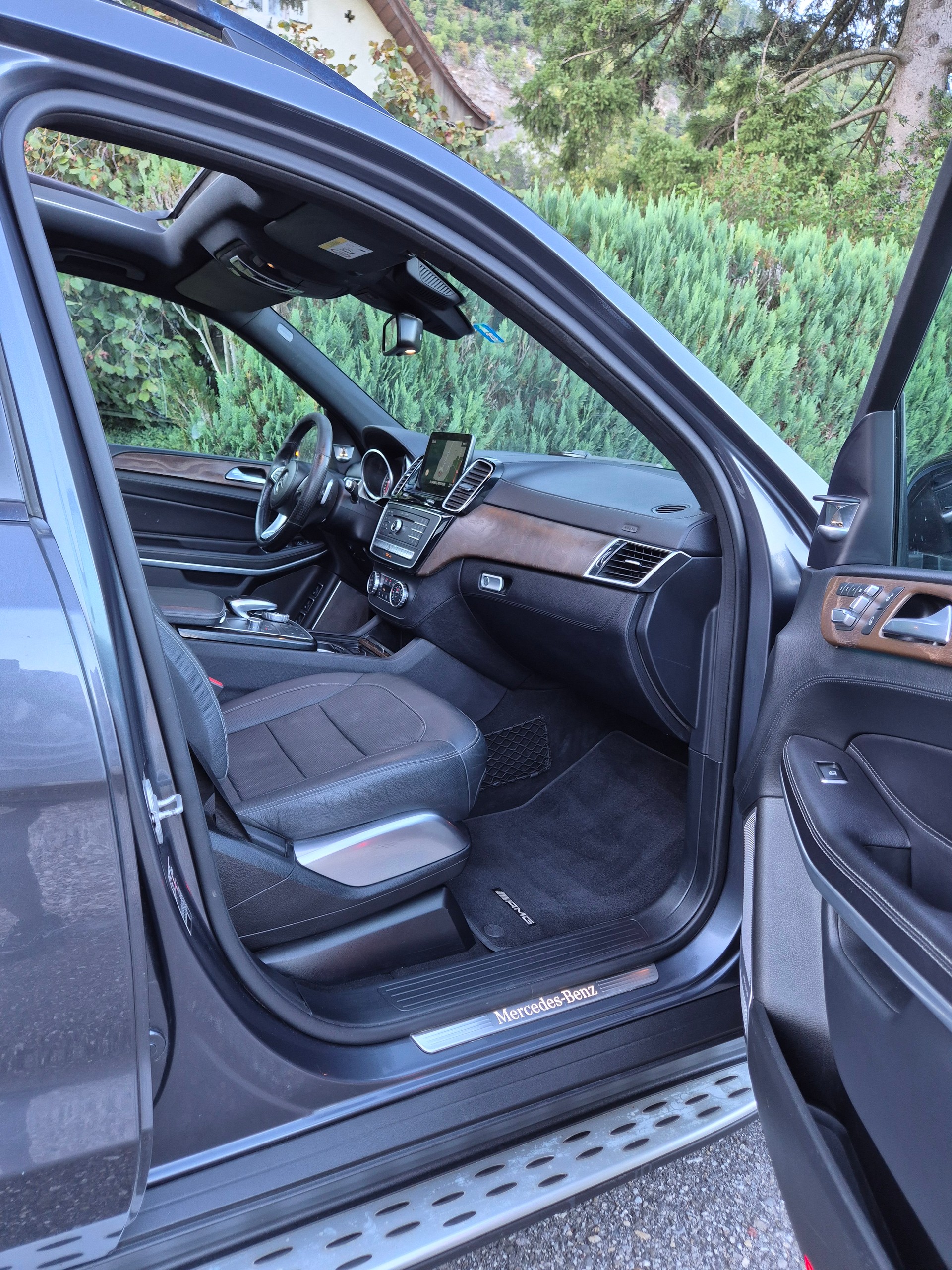 MERCEDES-BENZ GLS 500 4Matic 9G-Tronic-image-6