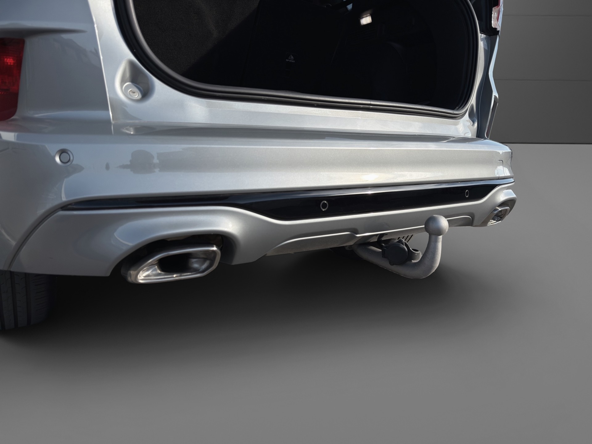FORD Kuga 2.5 PHEV ST-Line X 2WD-image-4
