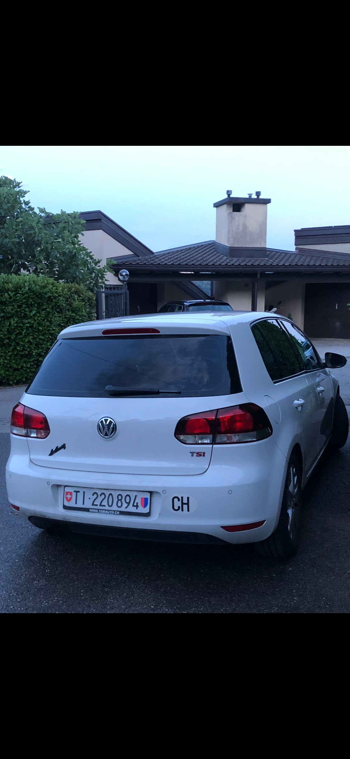 VW 1.8 TSI Highline-image-2