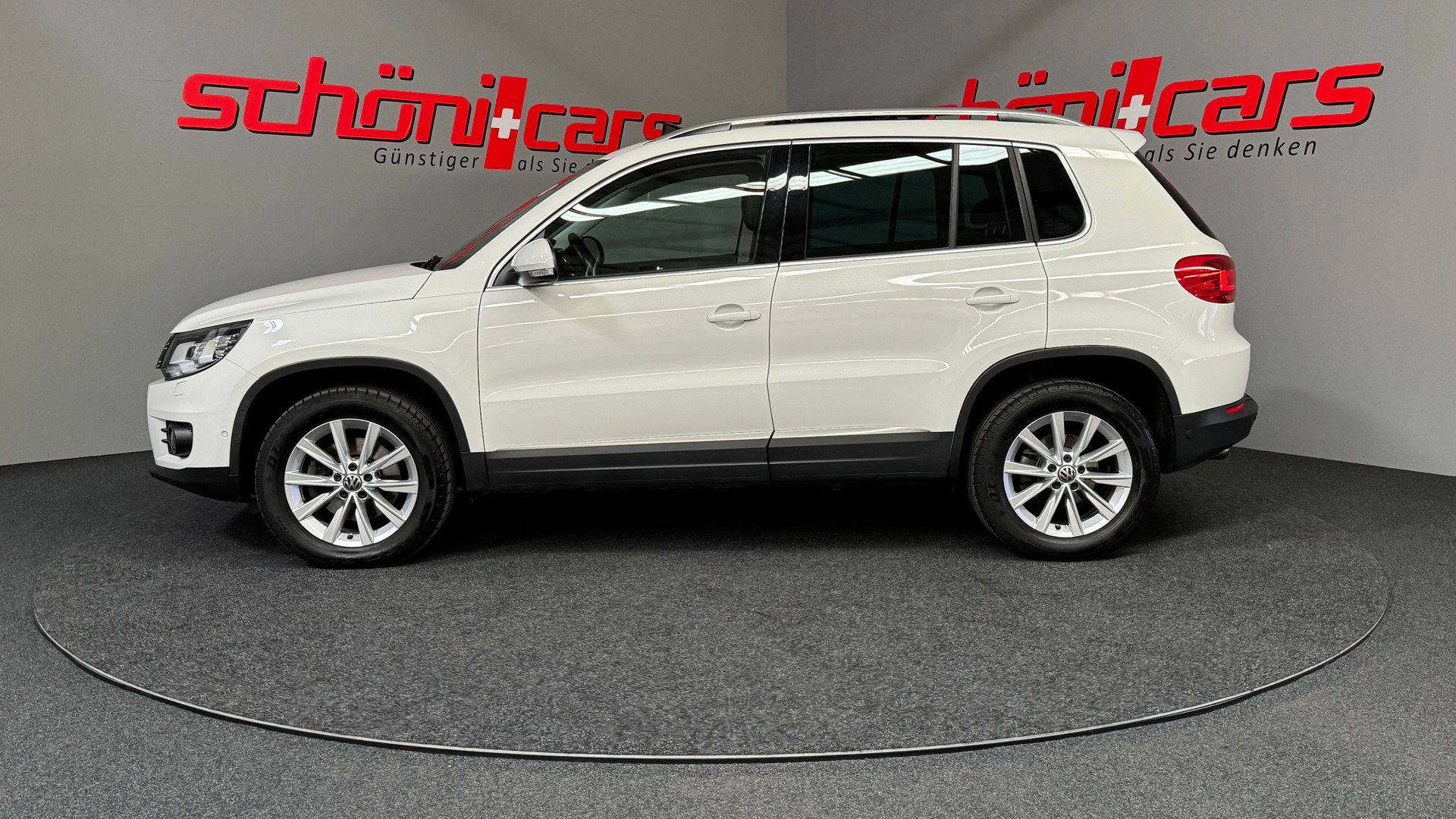 VW Tiguan 2.0 TSI Sport&Style 4Motion DSG-image-2