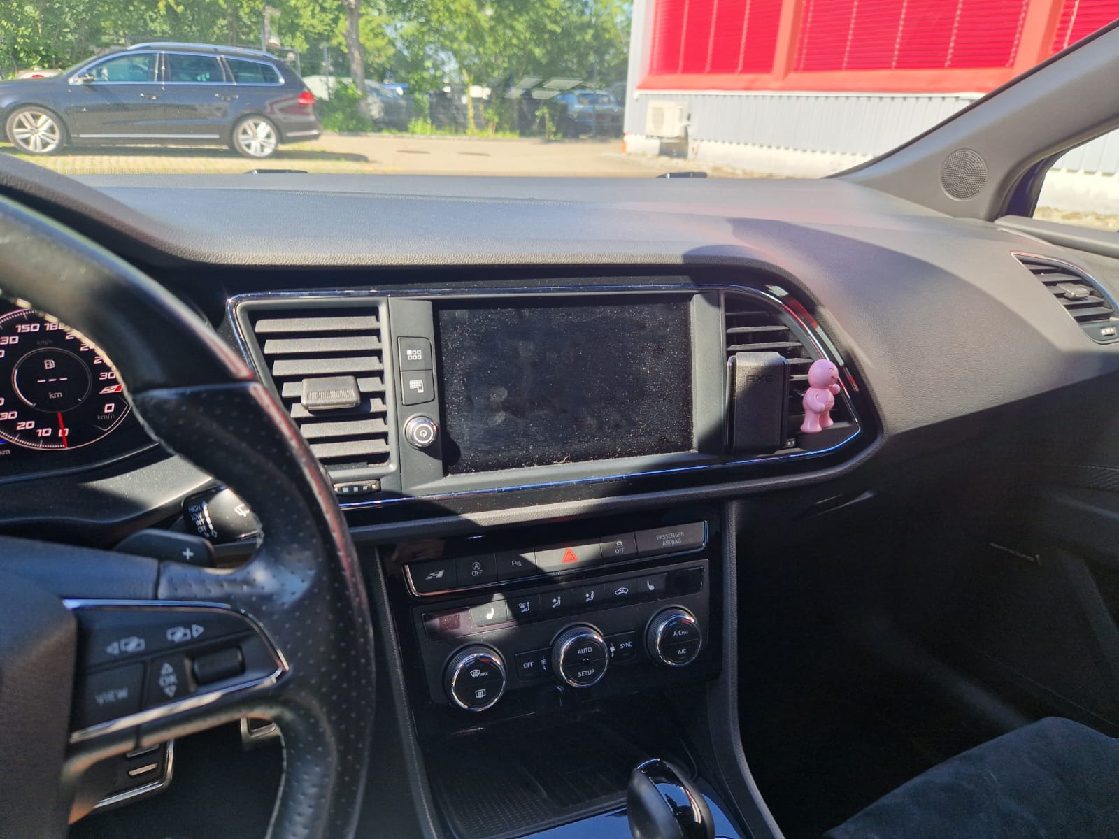 SEAT Leon 2.0 TSI Cupra 300 DSG-image-11