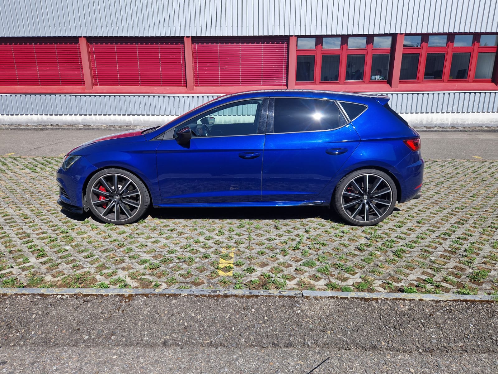 SEAT Leon 2.0 TSI Cupra 300 DSG-image-5