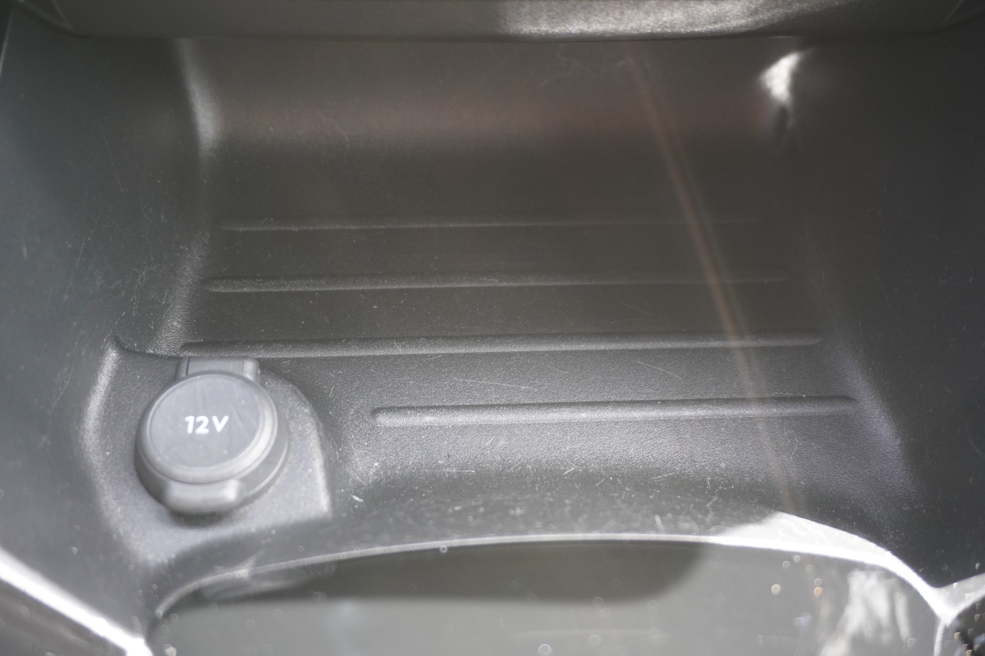 PEUGEOT 2008 1.2 PureTech GT EAT8-image-17